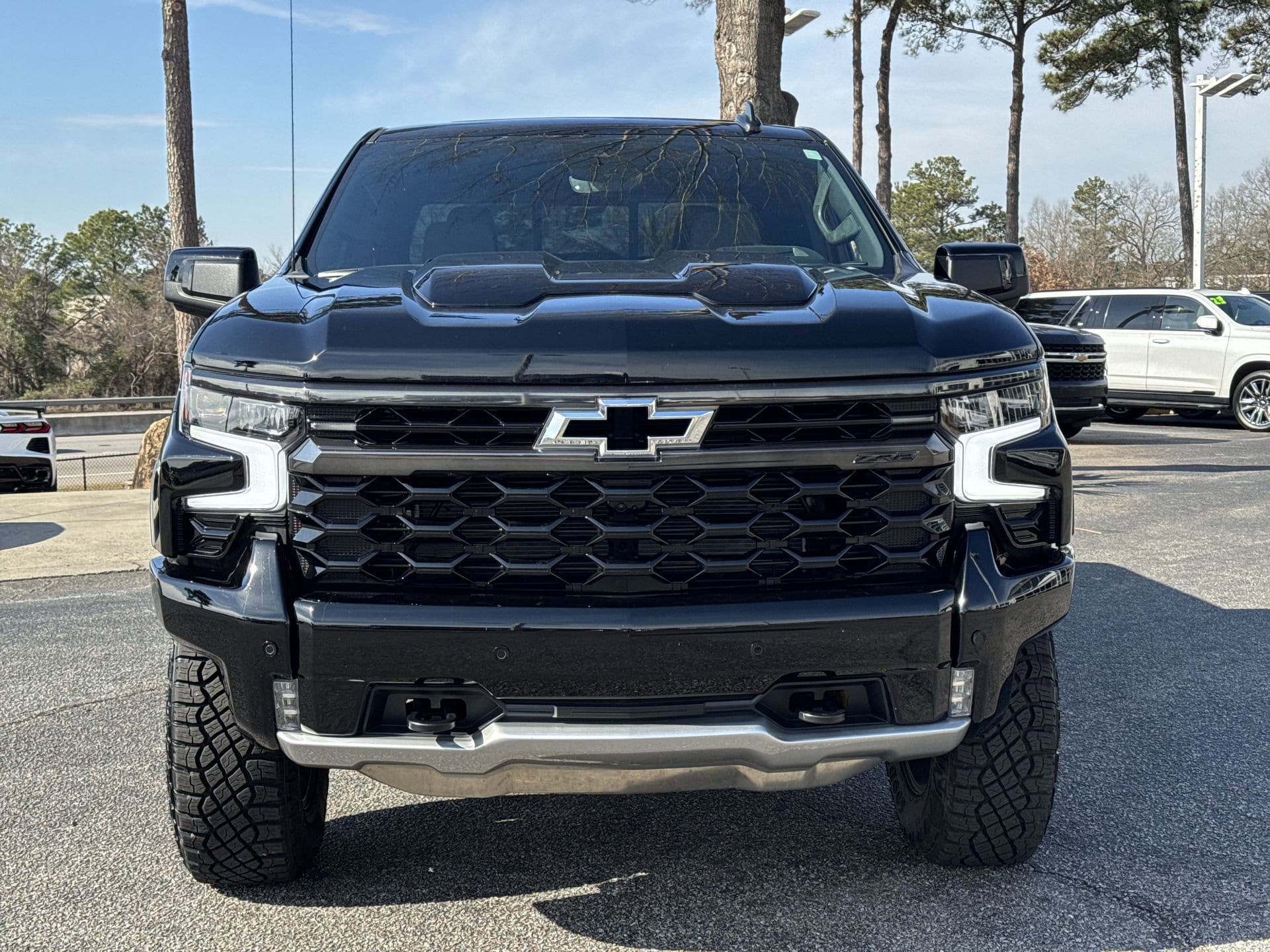 2026 Chevrolet Silverado 1500 ZR2 photo 2