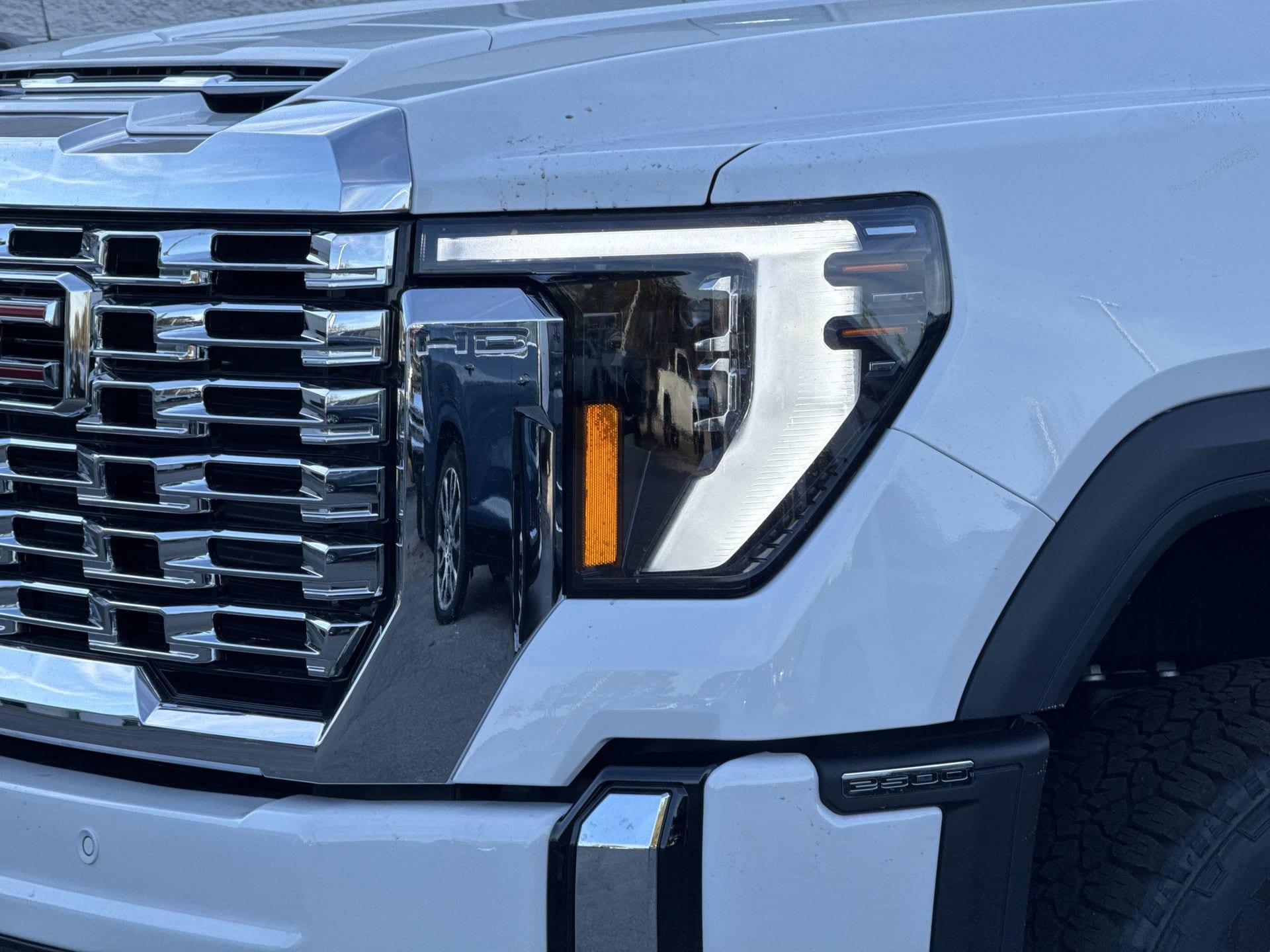 2026 GMC Sierra 2500HD Denali photo 4