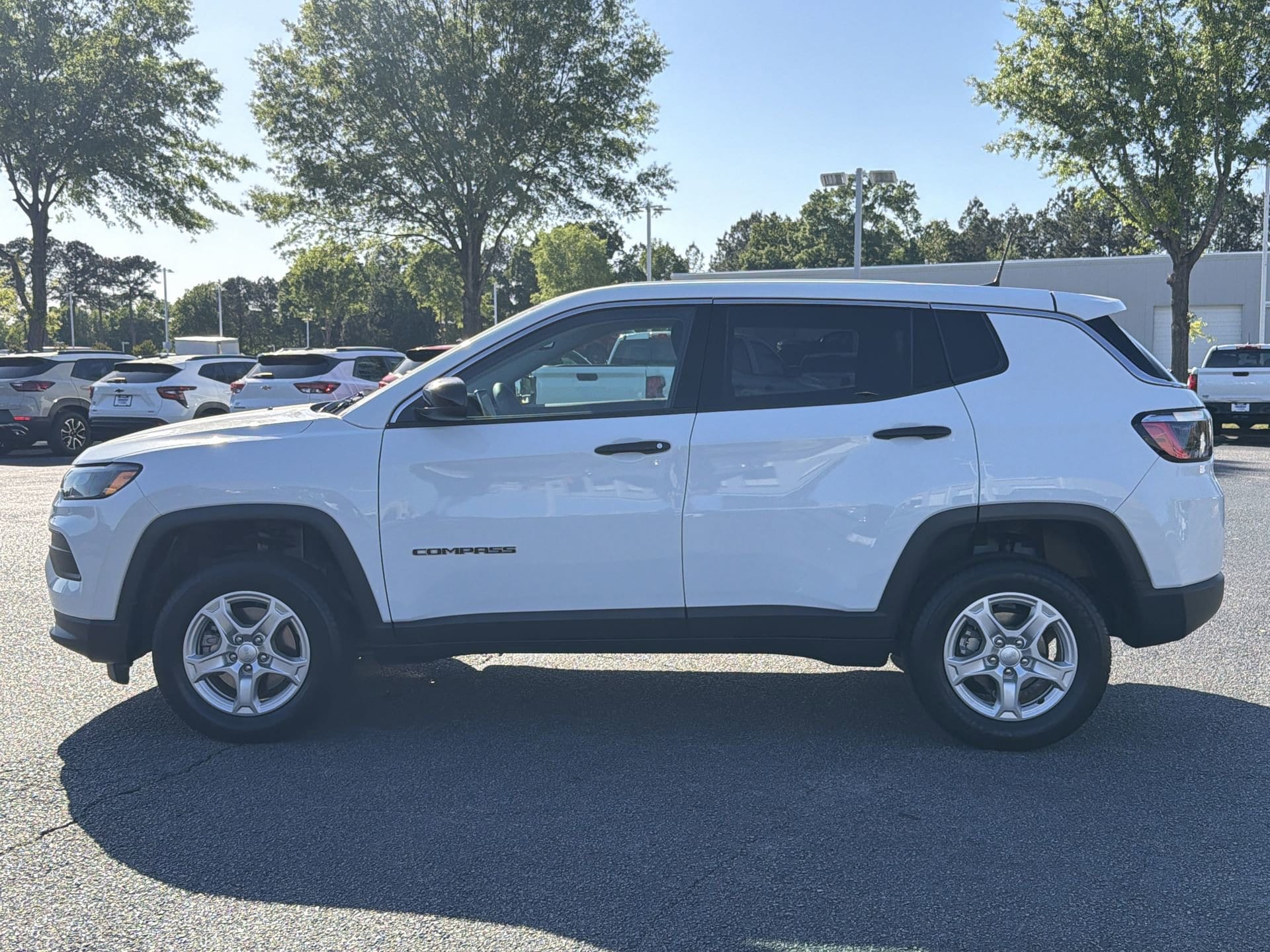 2022 Jeep Compass Sport photo 6