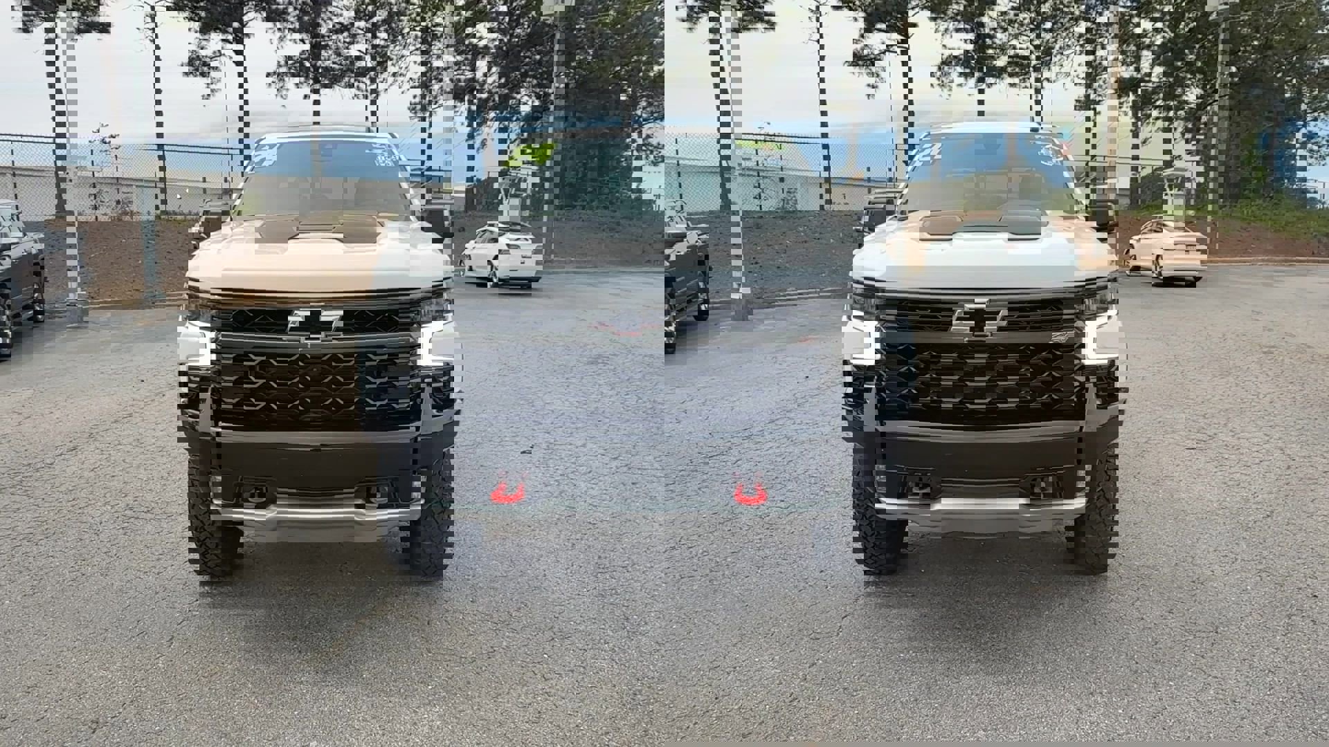 2024 Chevrolet Silverado 1500 ZR2 photo 2