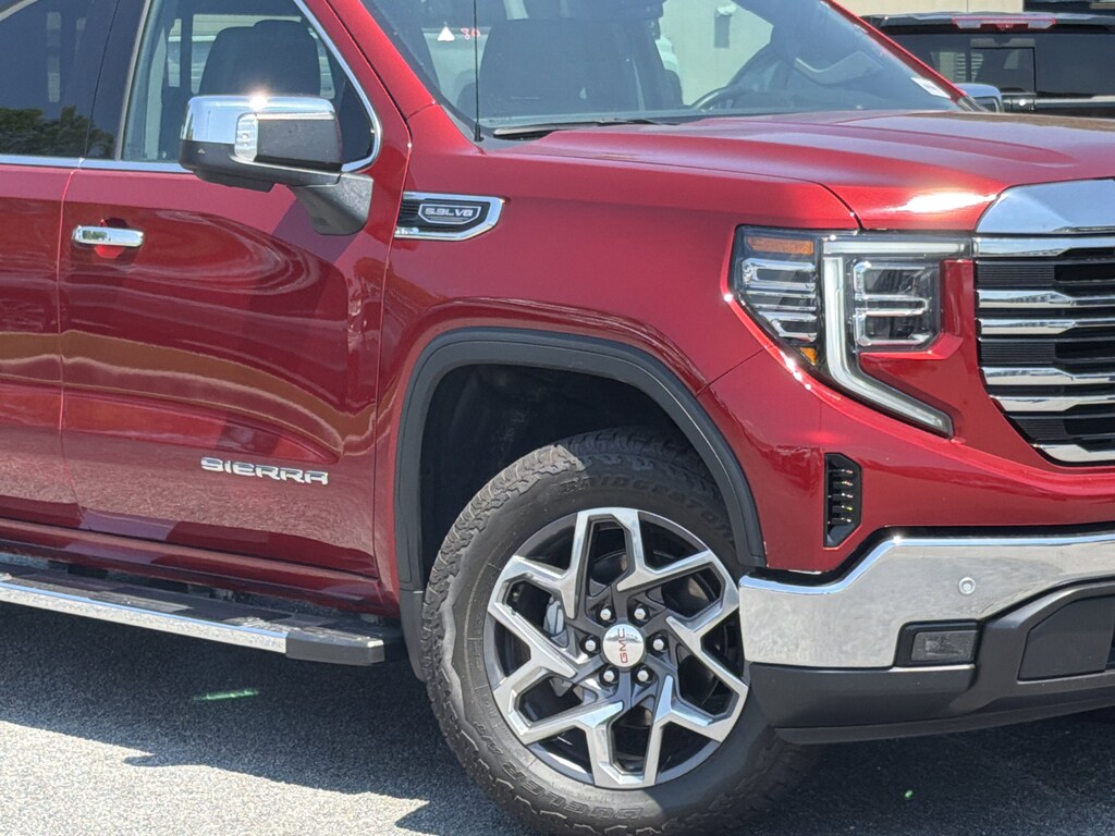 Used 2024 GMC Sierra 1500 SLT Pickup