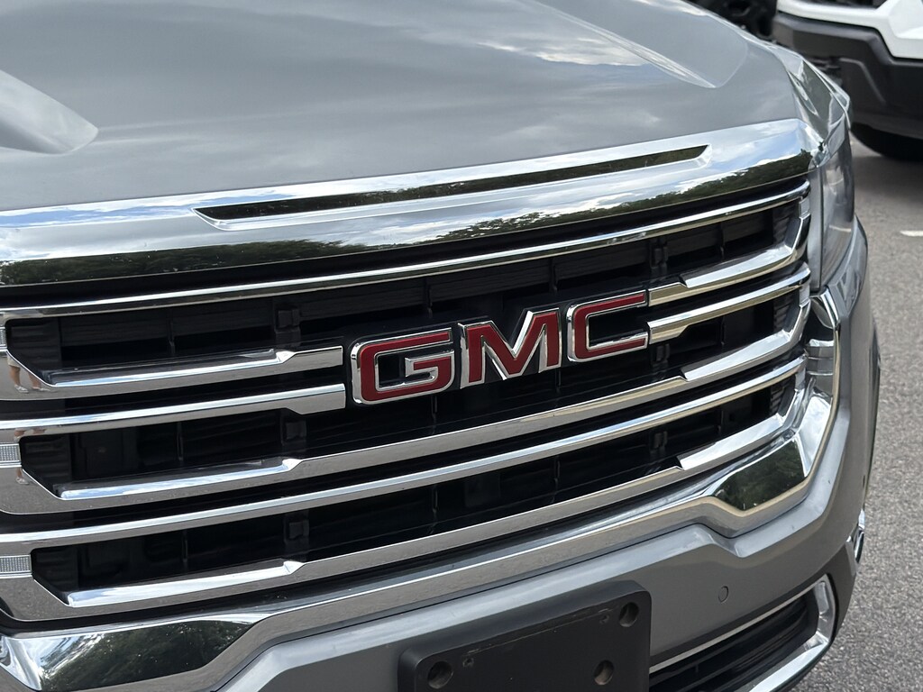 Used 2023 GMC Acadia SLT SUV