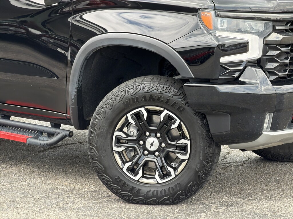 Used 2023 Chevrolet Silverado 1500 ZR2 Pickup