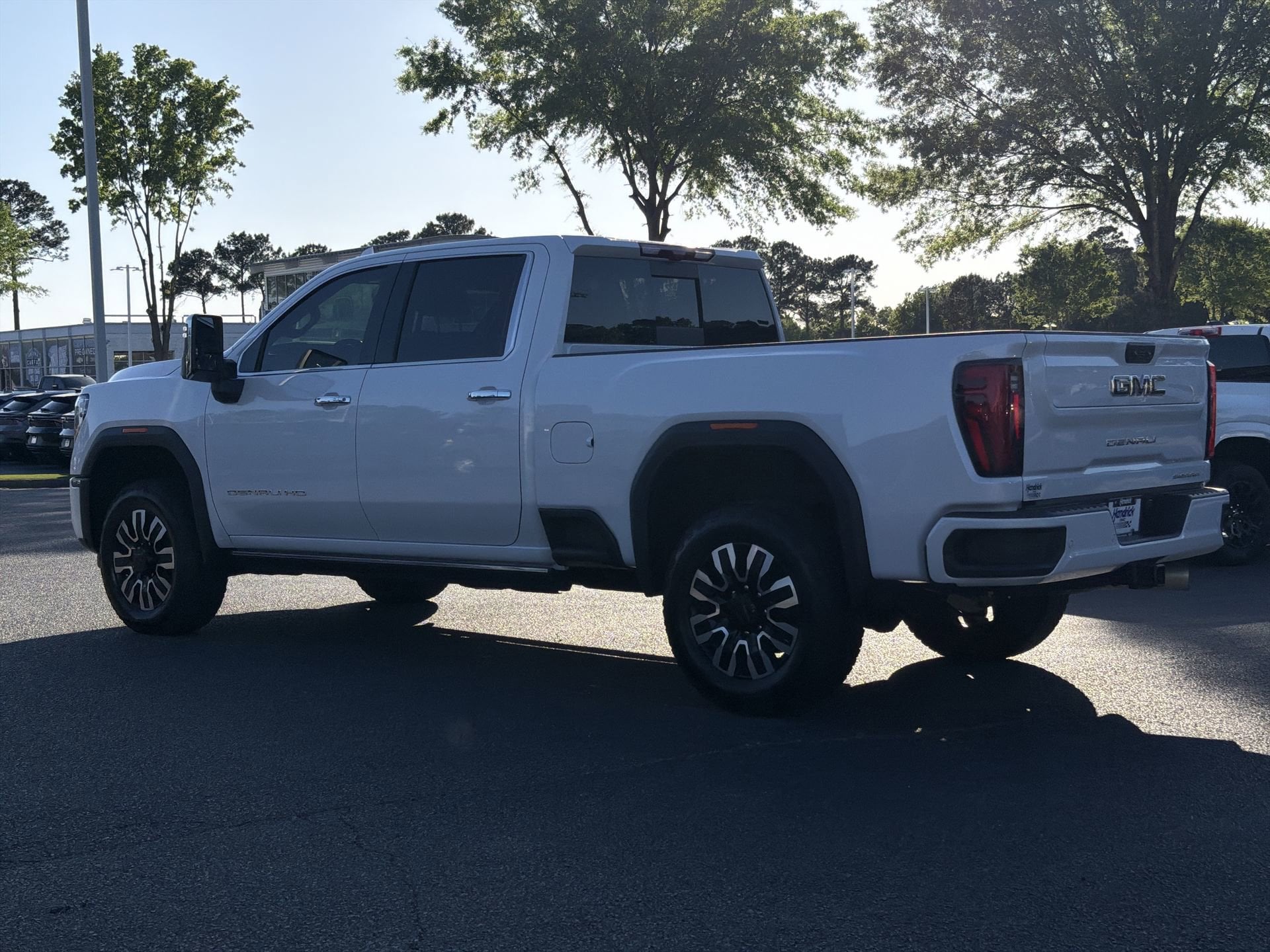 2026 GMC Sierra 2500HD Denali Ultimate photo 6