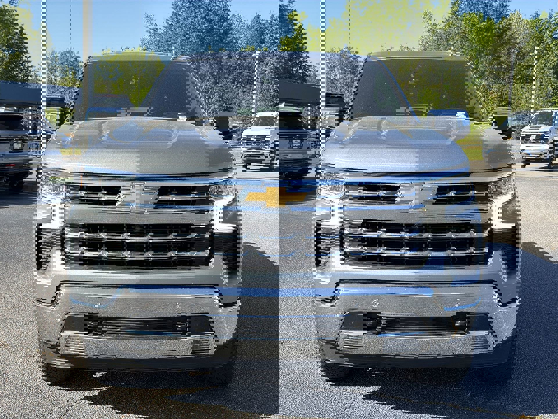 2025 Chevrolet Silverado 1500 LTZ photo 6