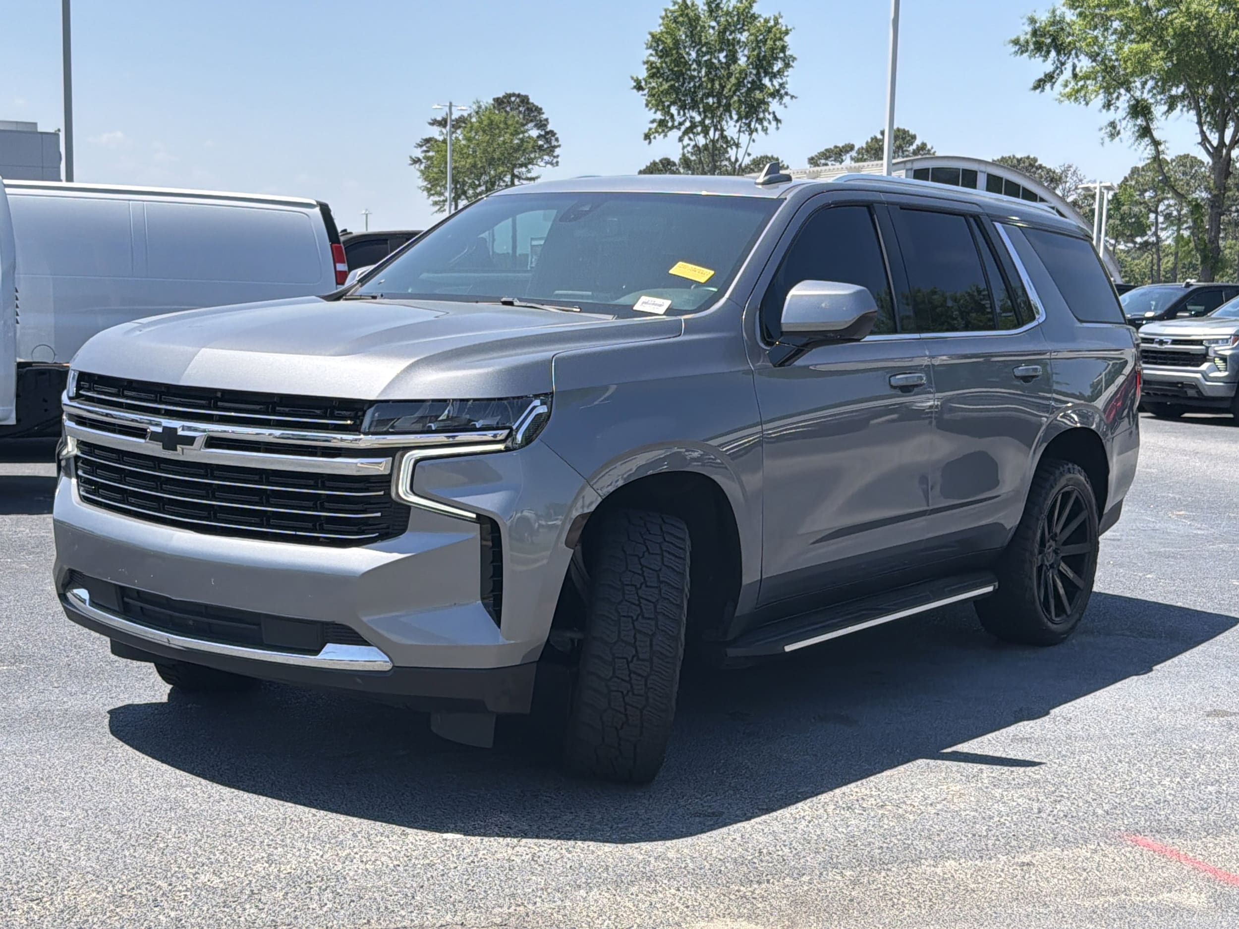 2021 Chevrolet Tahoe LT photo 6