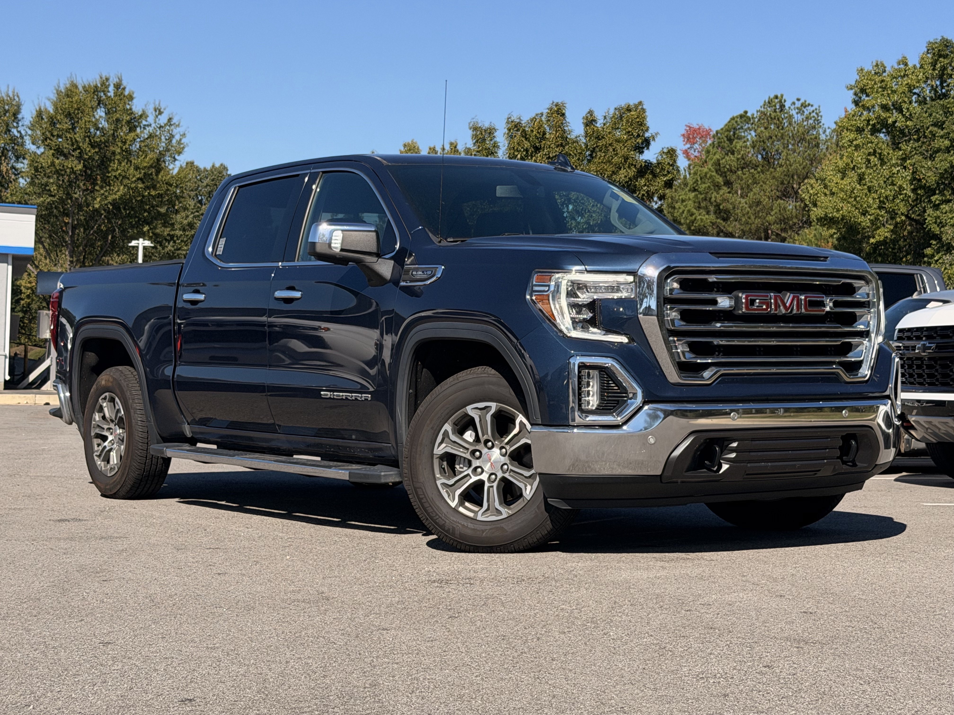 Used 2021 GMC Sierra 1500 SLT Pickup