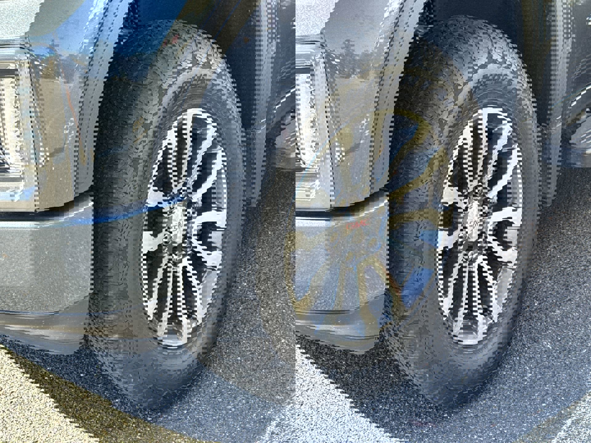 2020 Gmc Sierra 1500 AT4 photo 2