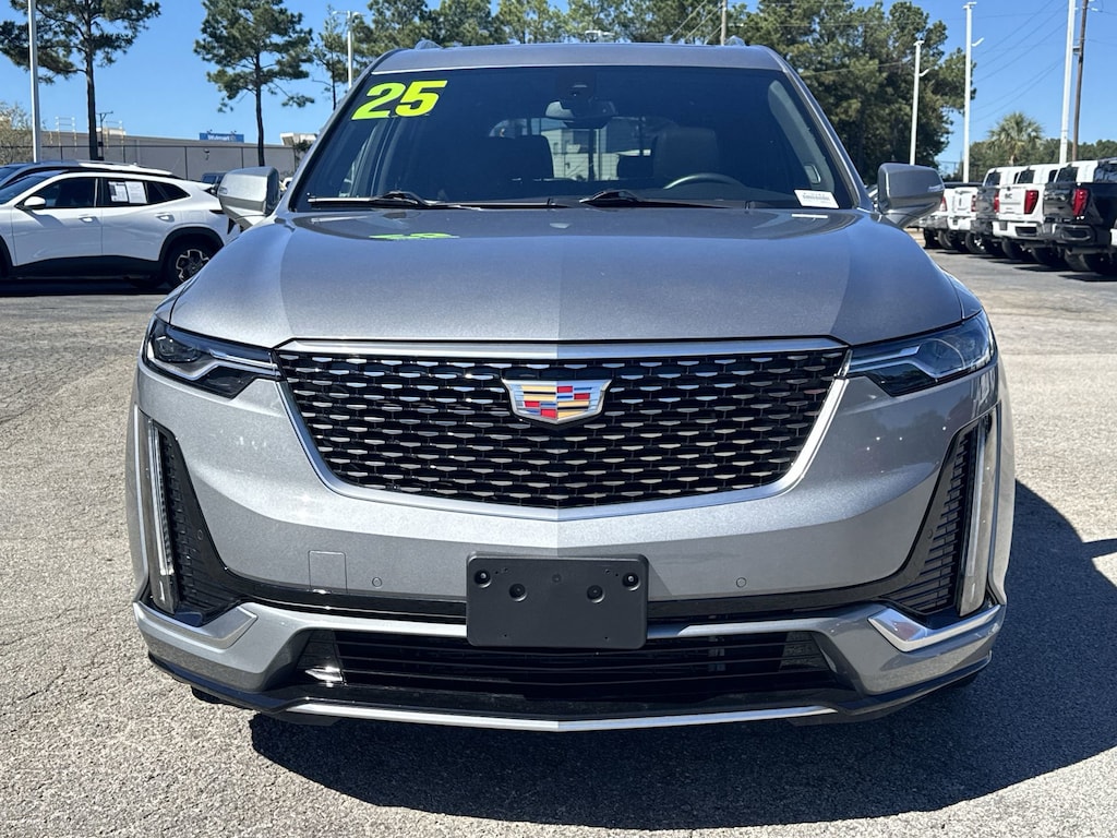 Used 2025 CADILLAC XT6 FWD Premium Luxury SUV