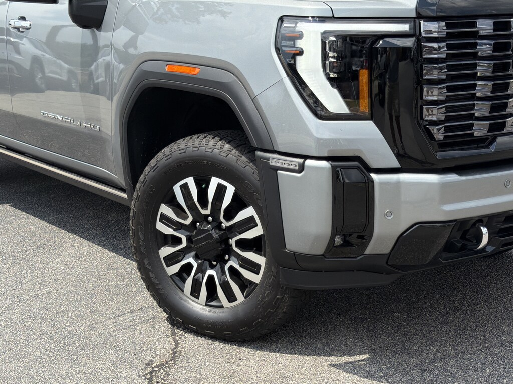 Used 2026 GMC Sierra 2500HD Denali Ultimate Pickup