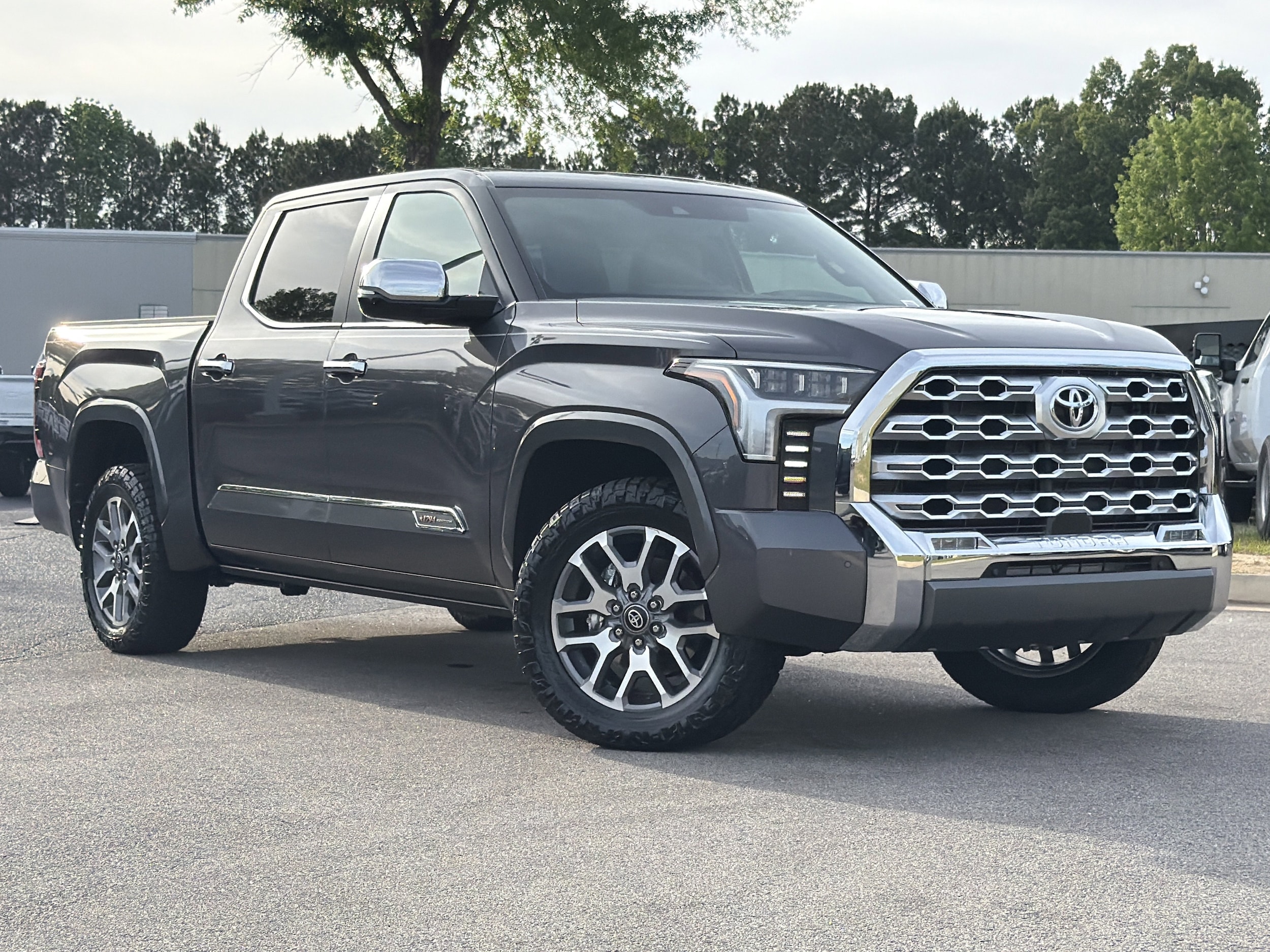 2026 Toyota Tundra 4WD 1794 Edition photo 5
