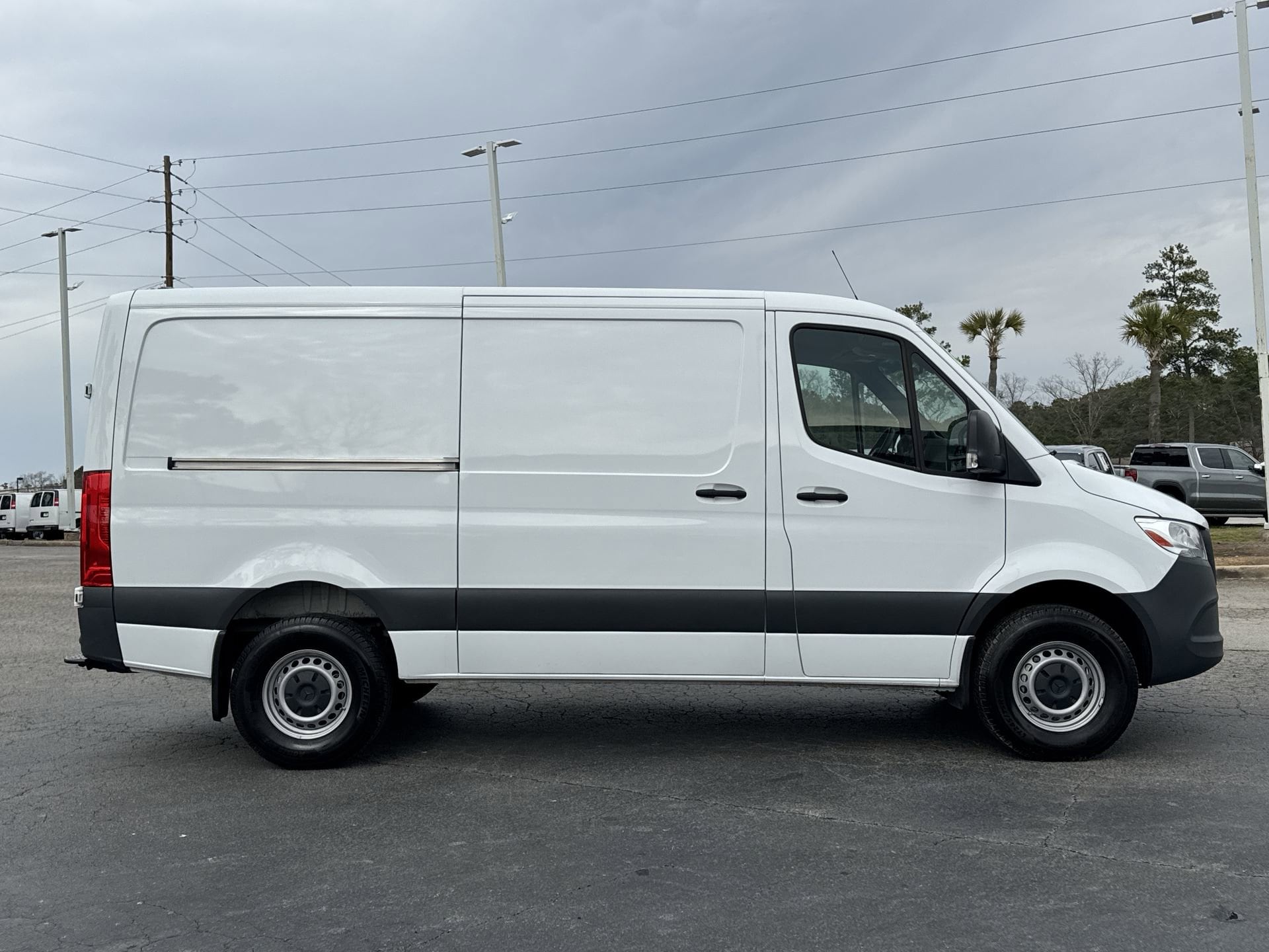 2025 Mercedes-Benz Sprinter Cargo Van photo 5