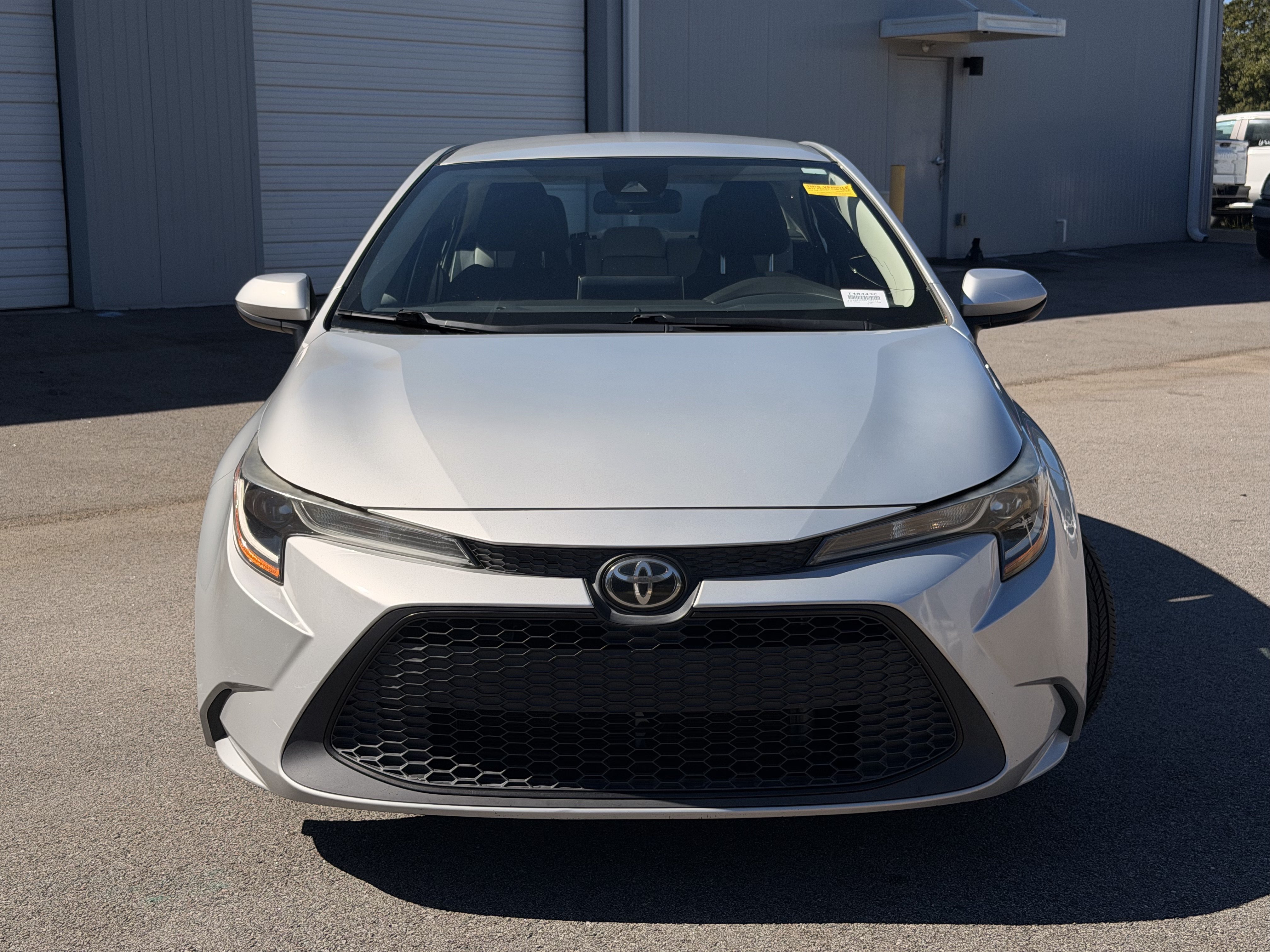 Used 2021 Toyota Corolla LE Sedan