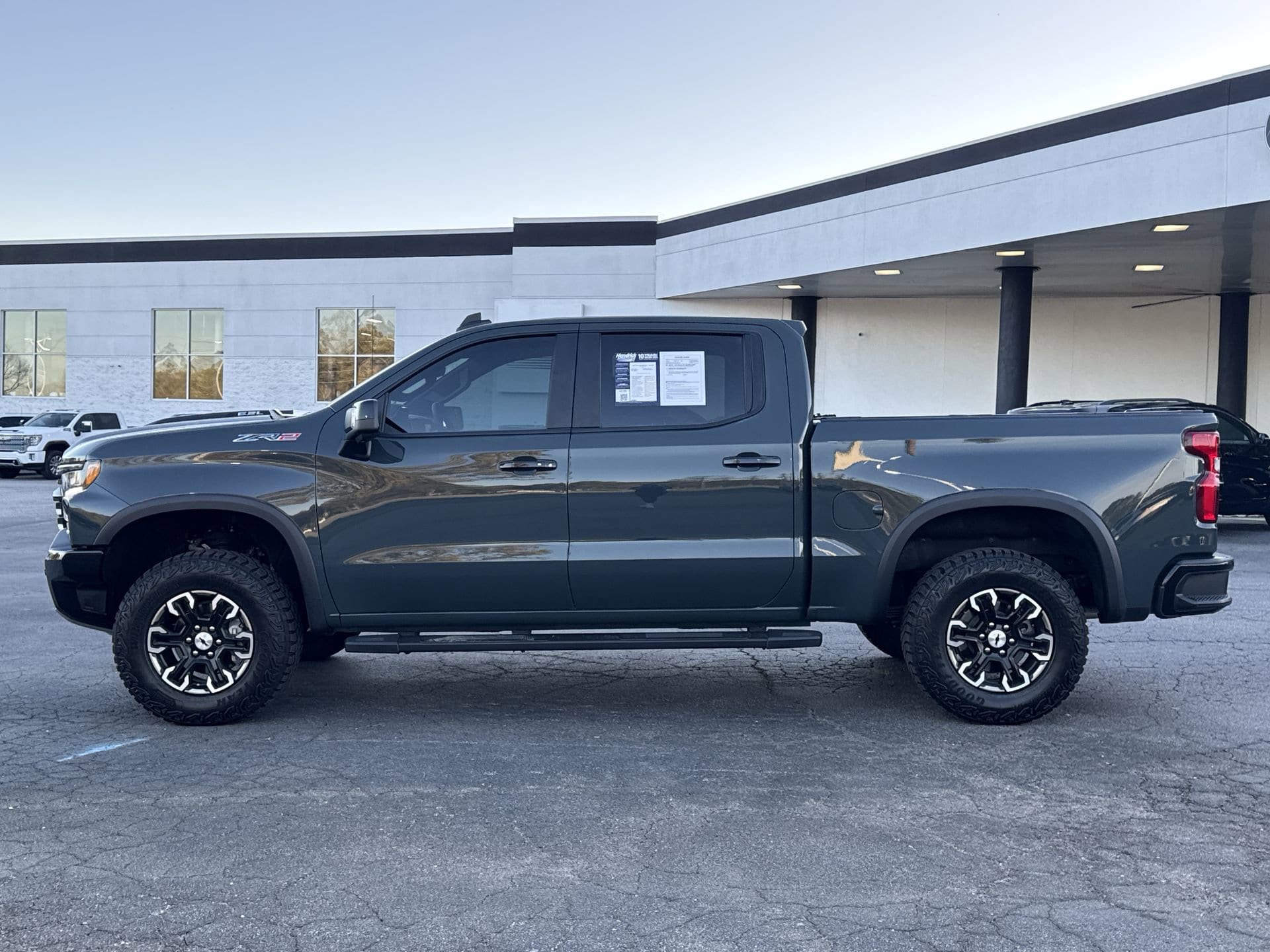 2025 Chevrolet Silverado 1500 ZR2 photo 5
