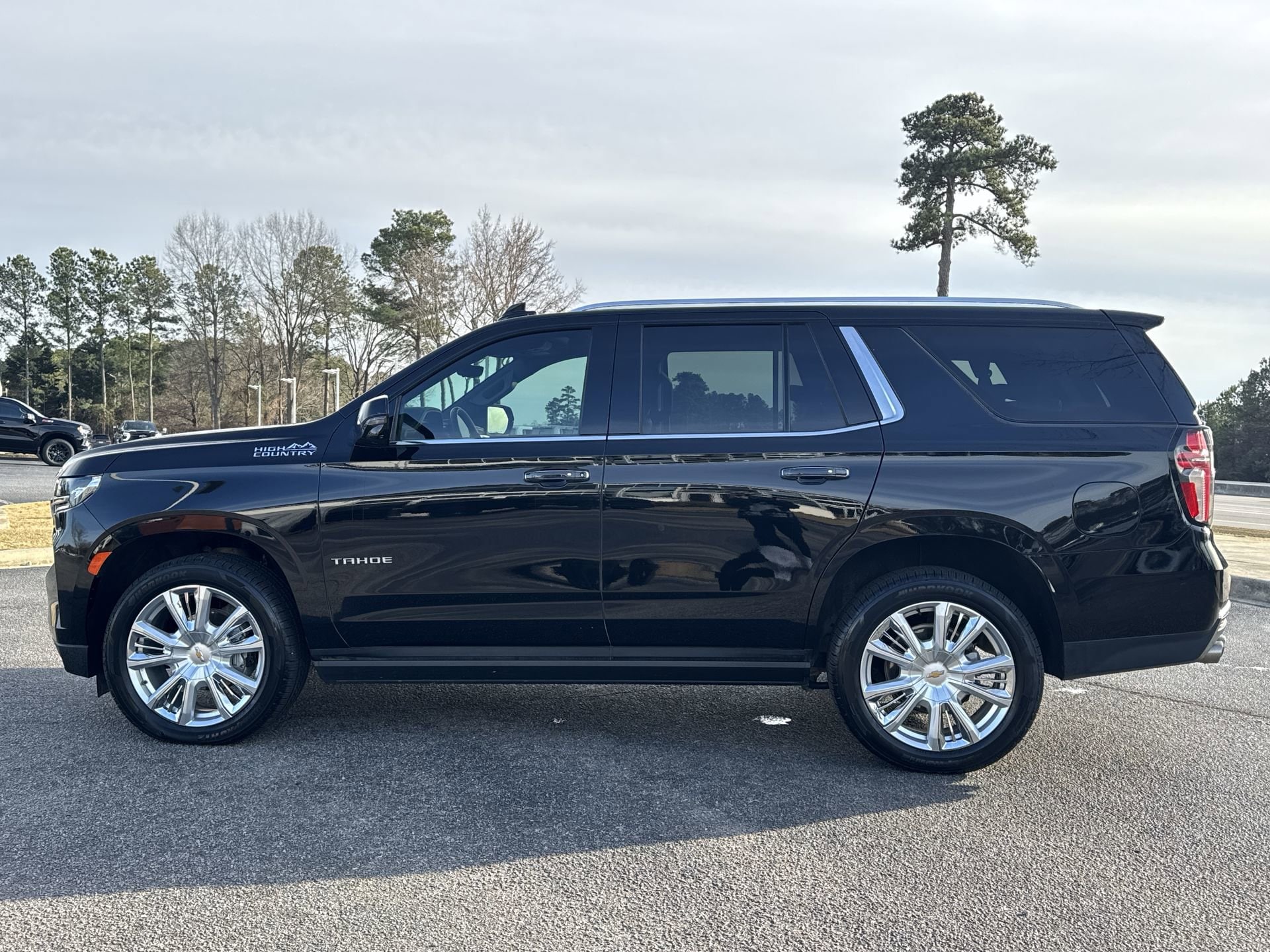 2023 Chevrolet Tahoe High Country photo 3