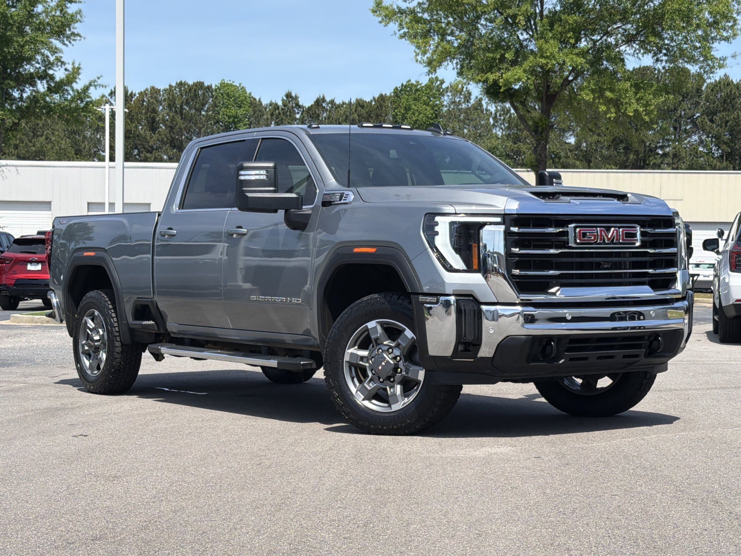 2025 GMC Sierra 2500HD SLE photo 2