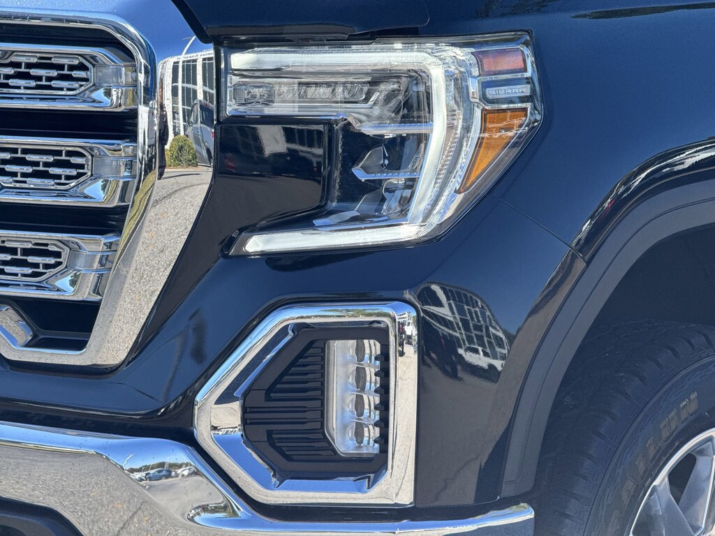 Used 2021 GMC Sierra 1500 SLT Pickup