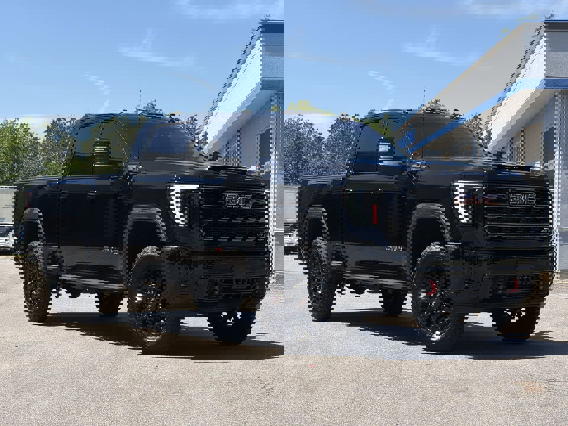 2025 GMC Sierra 2500HD AT4 photo 2