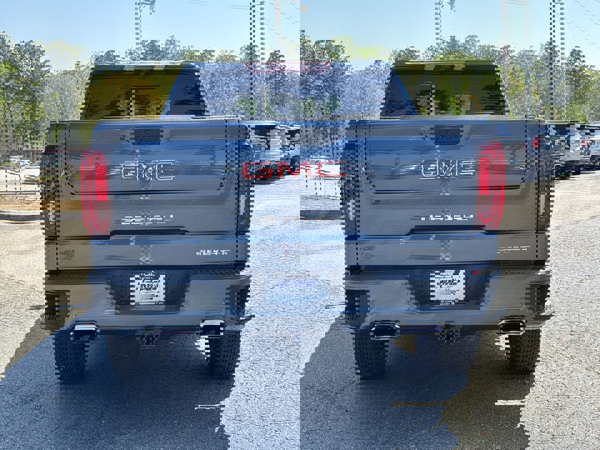 2025 GMC Sierra 1500 Denali photo 3