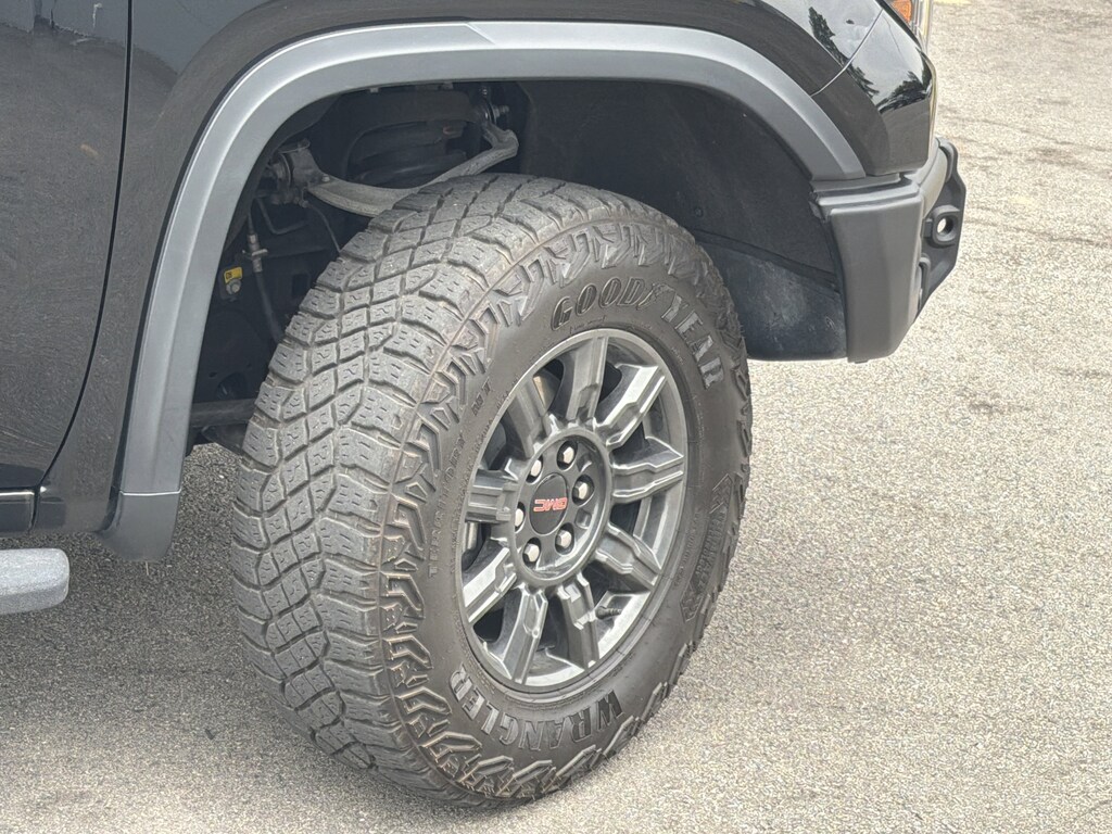 Used 2024 GMC Sierra 1500 AT4X Pickup