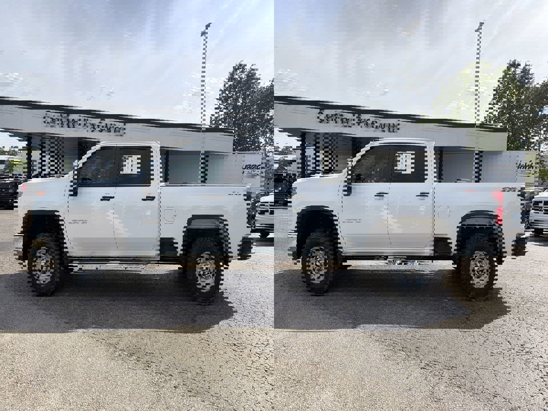 2024 Chevrolet Silverado 2500HD Work Truck photo 3