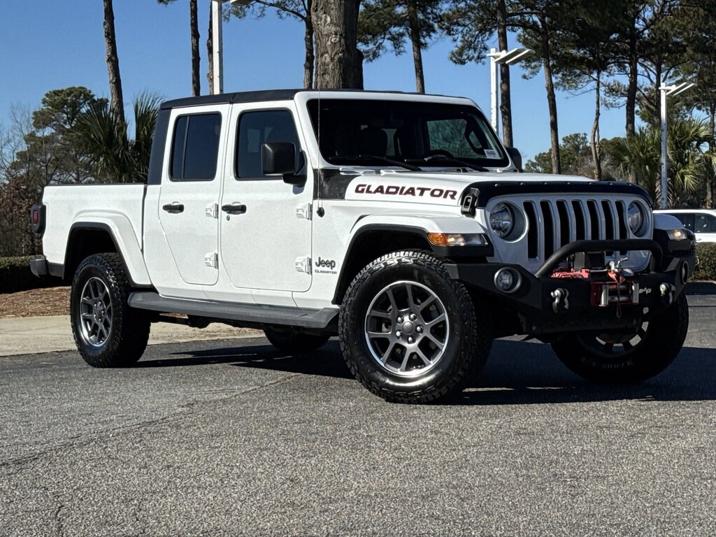 Used 2020 Jeep Gladiator Overland Pickup