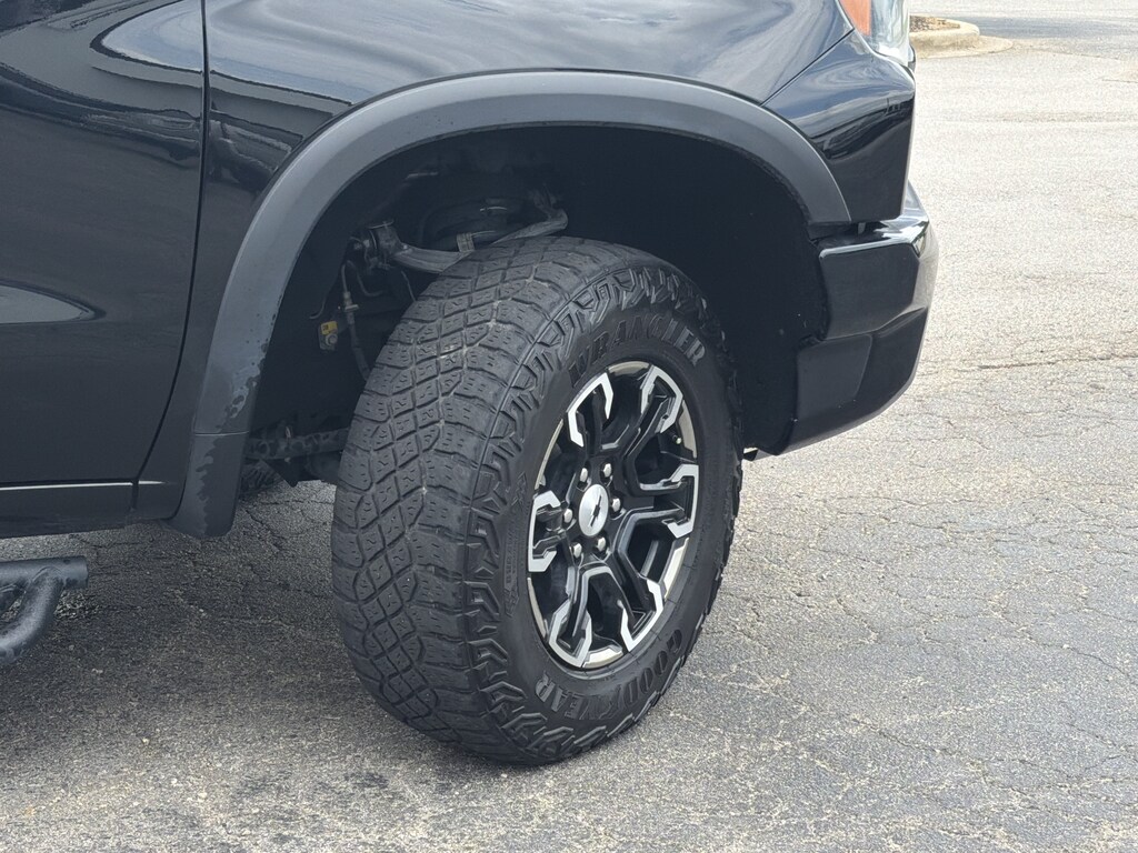Used 2023 Chevrolet Silverado 1500 ZR2 Pickup