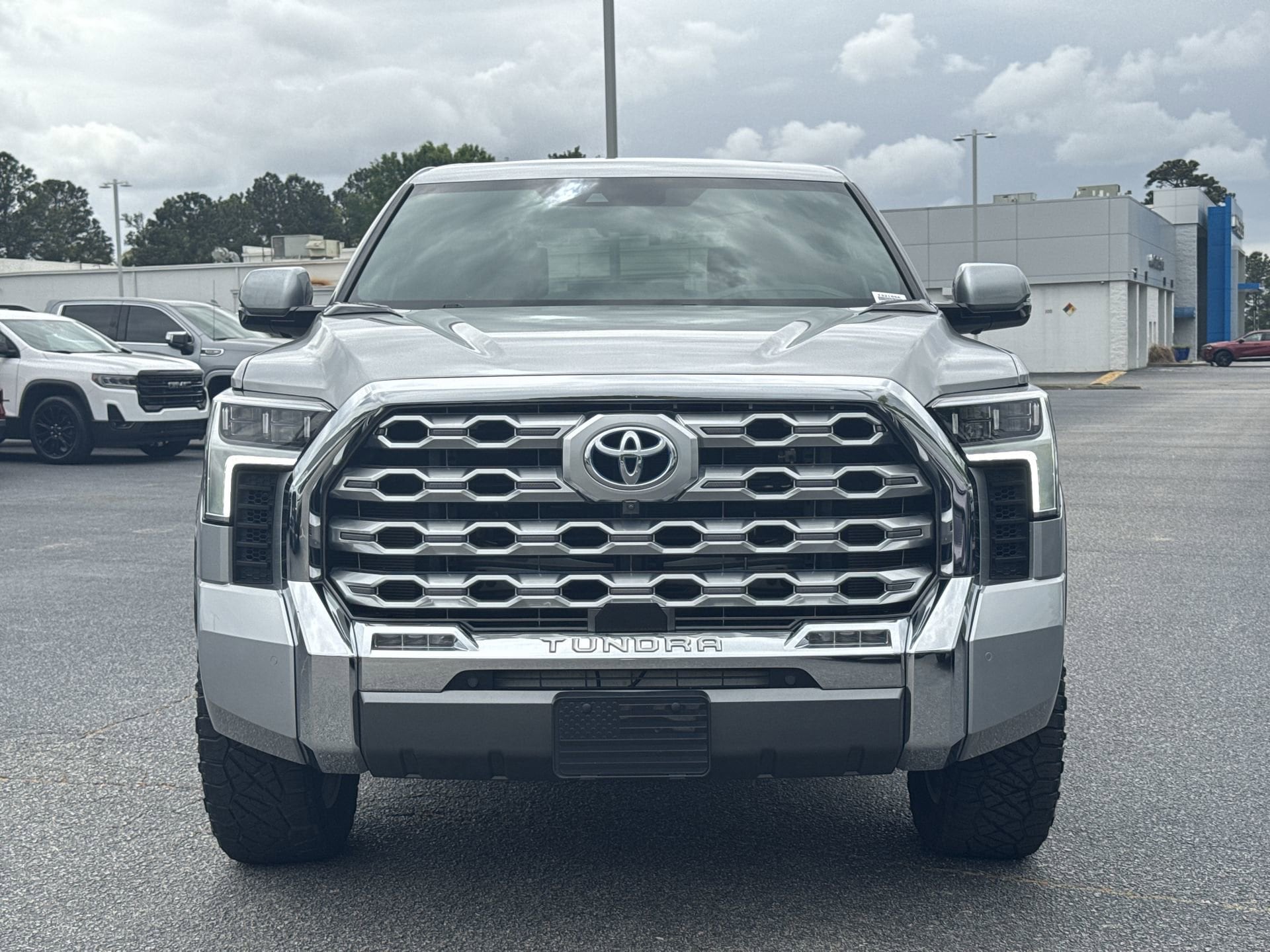 2023 Toyota Tundra 4WD 1794 Edition Hybrid photo 5