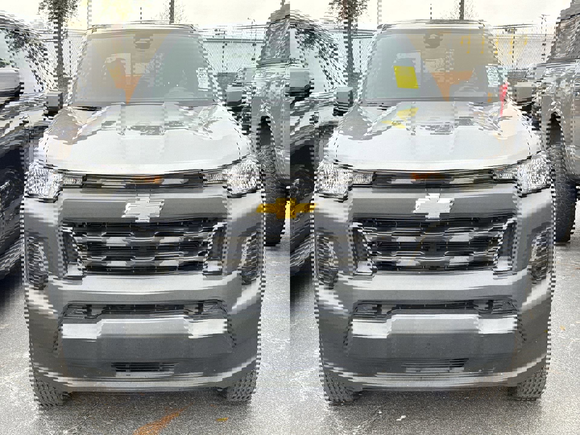 2023 Chevrolet Colorado Work Truck photo 2