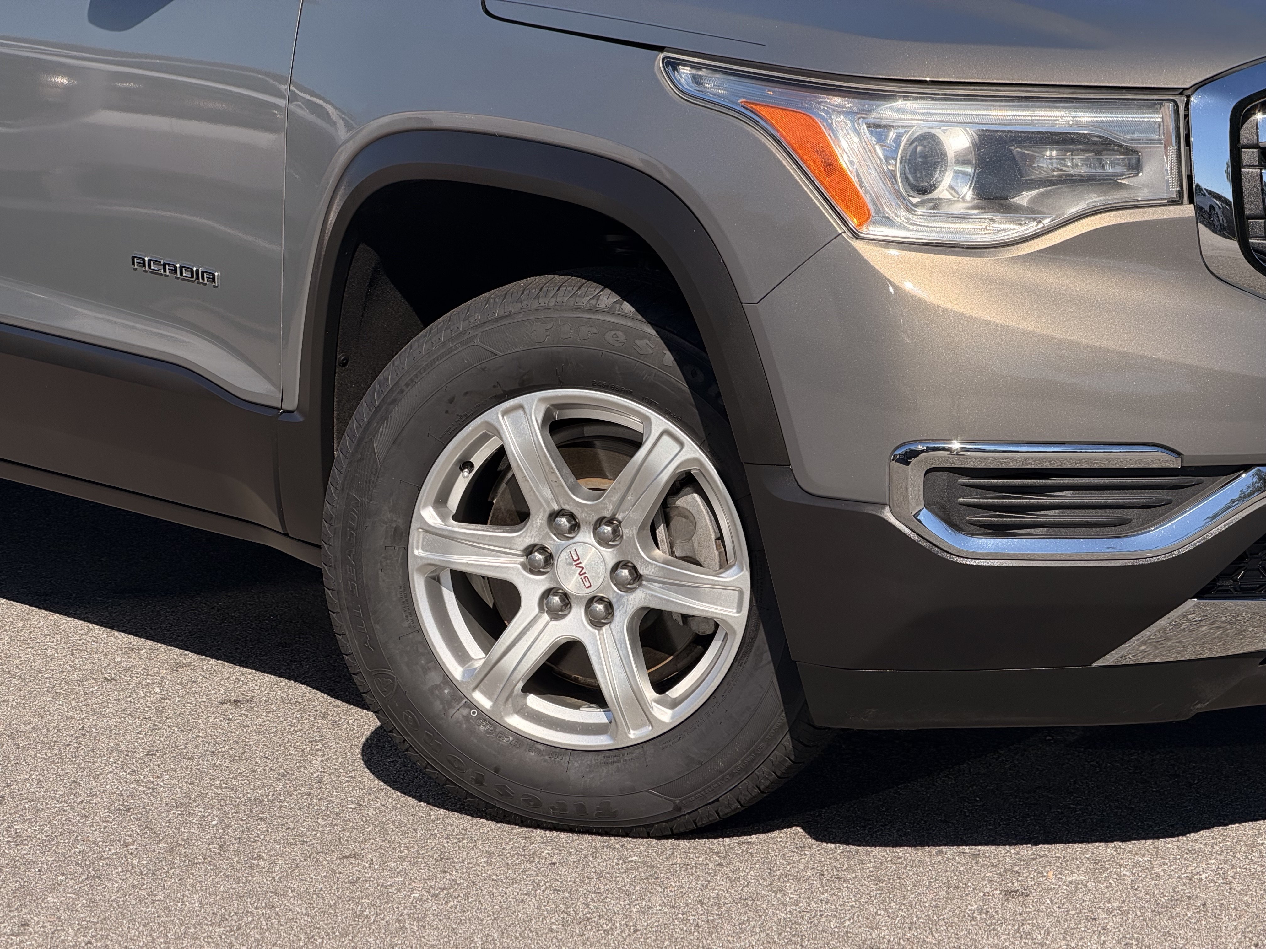 Used 2019 GMC Acadia SLE SUV
