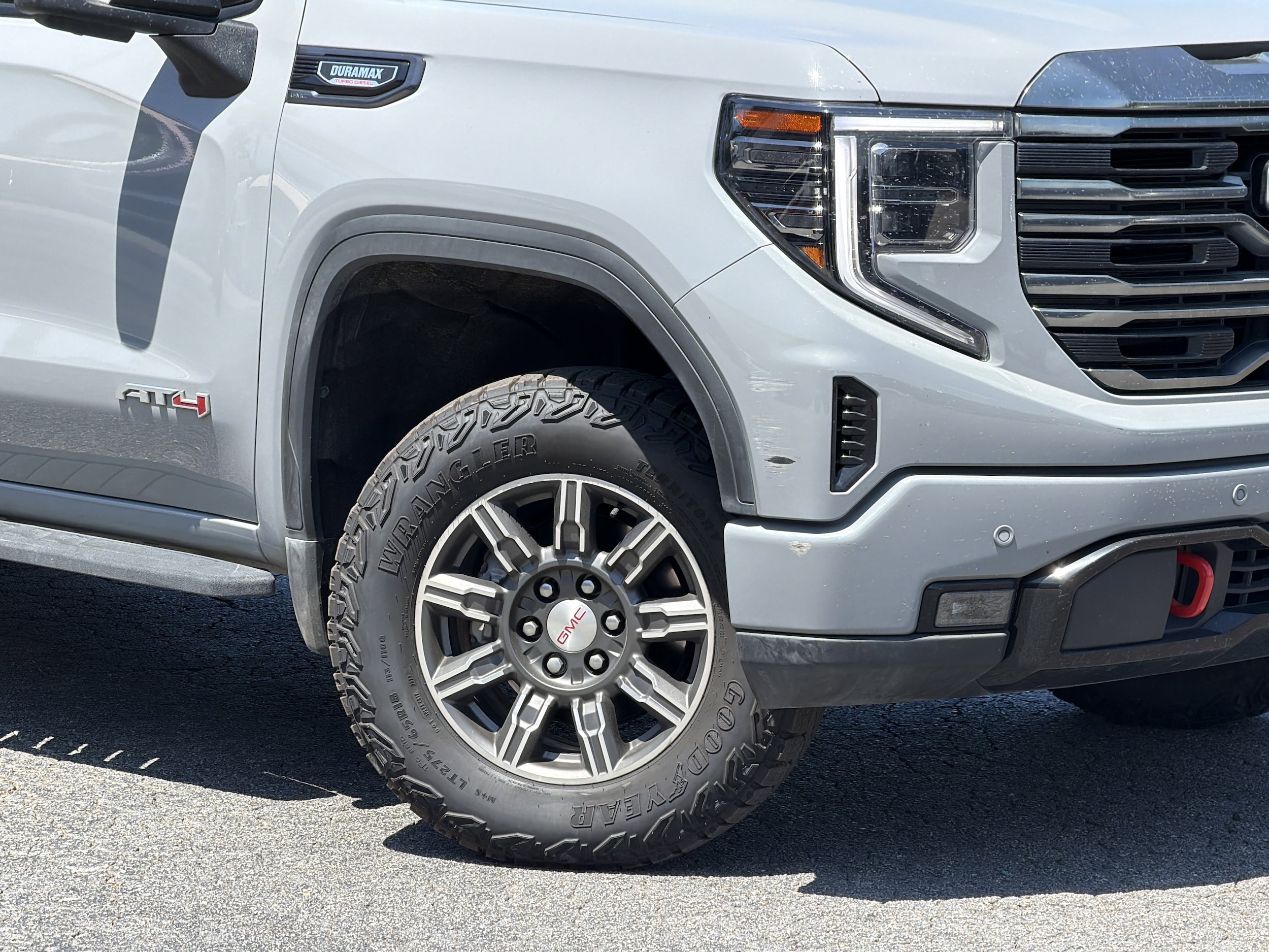 2024 GMC Sierra 1500 AT4 photo 3