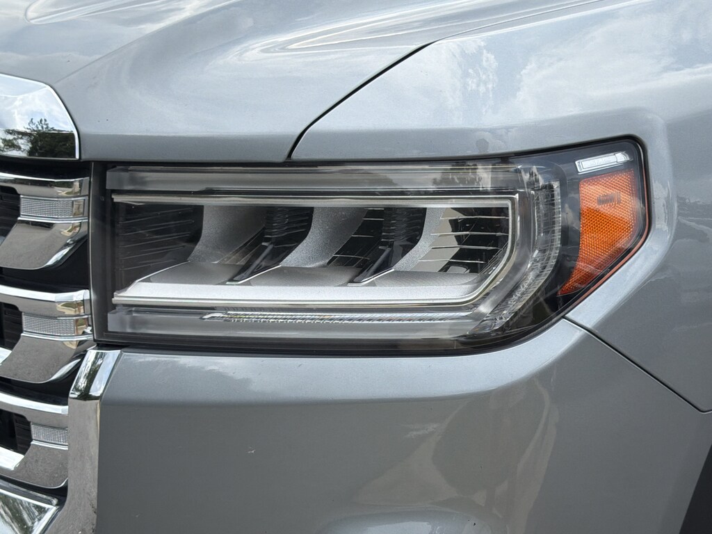 Used 2023 GMC Acadia SLT SUV
