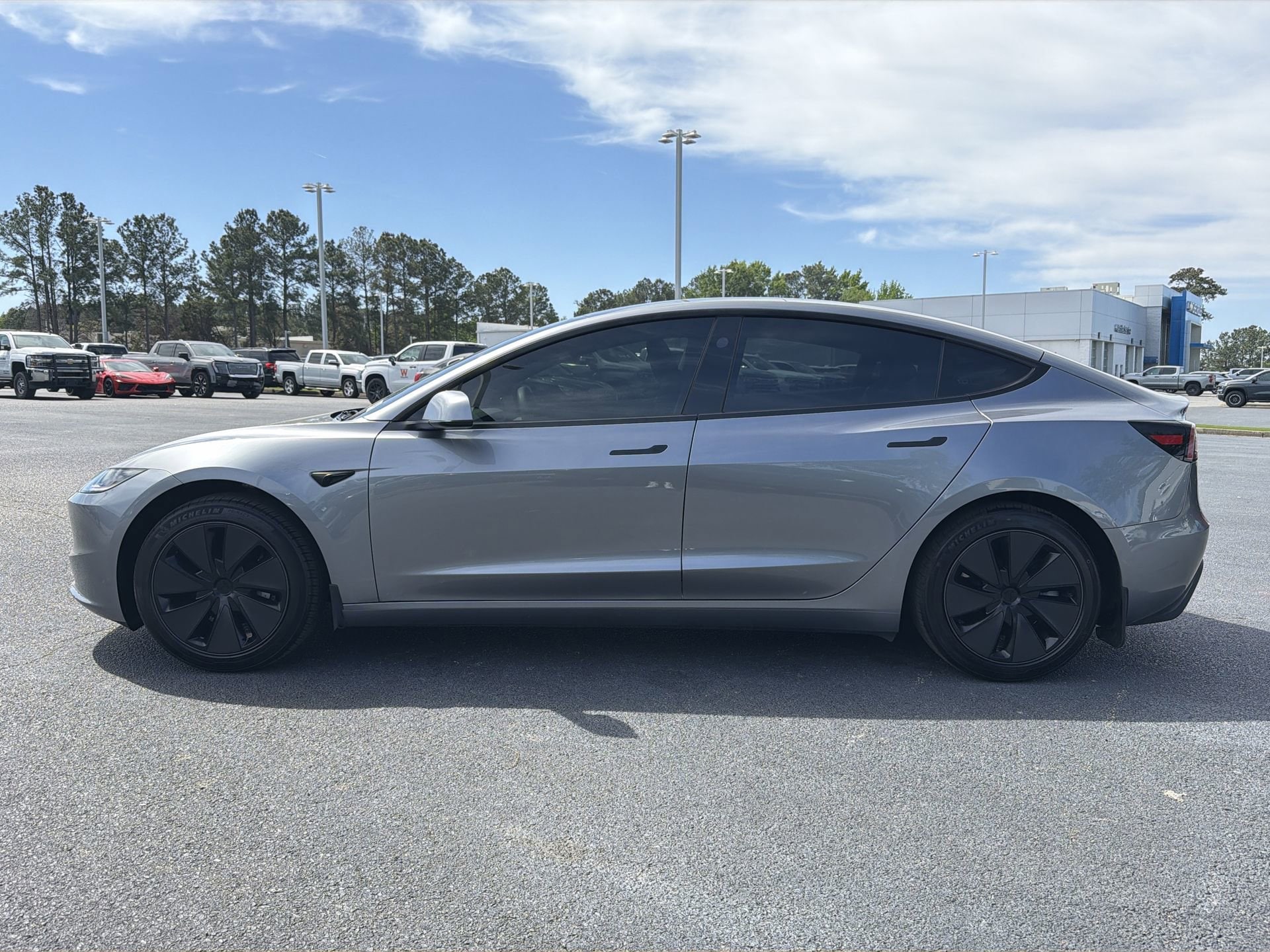 2025 Tesla Model 3 Standard photo 5