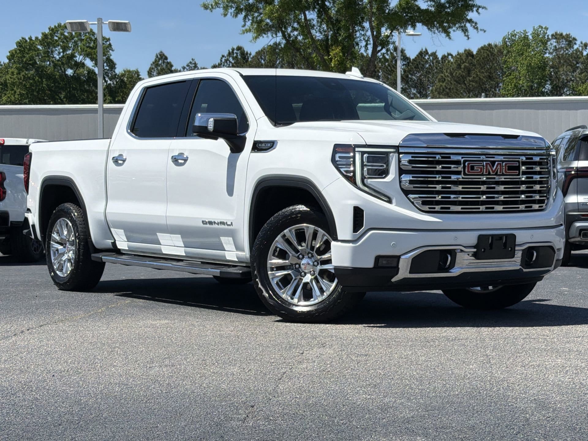 2023 GMC Sierra 1500 Denali photo 4