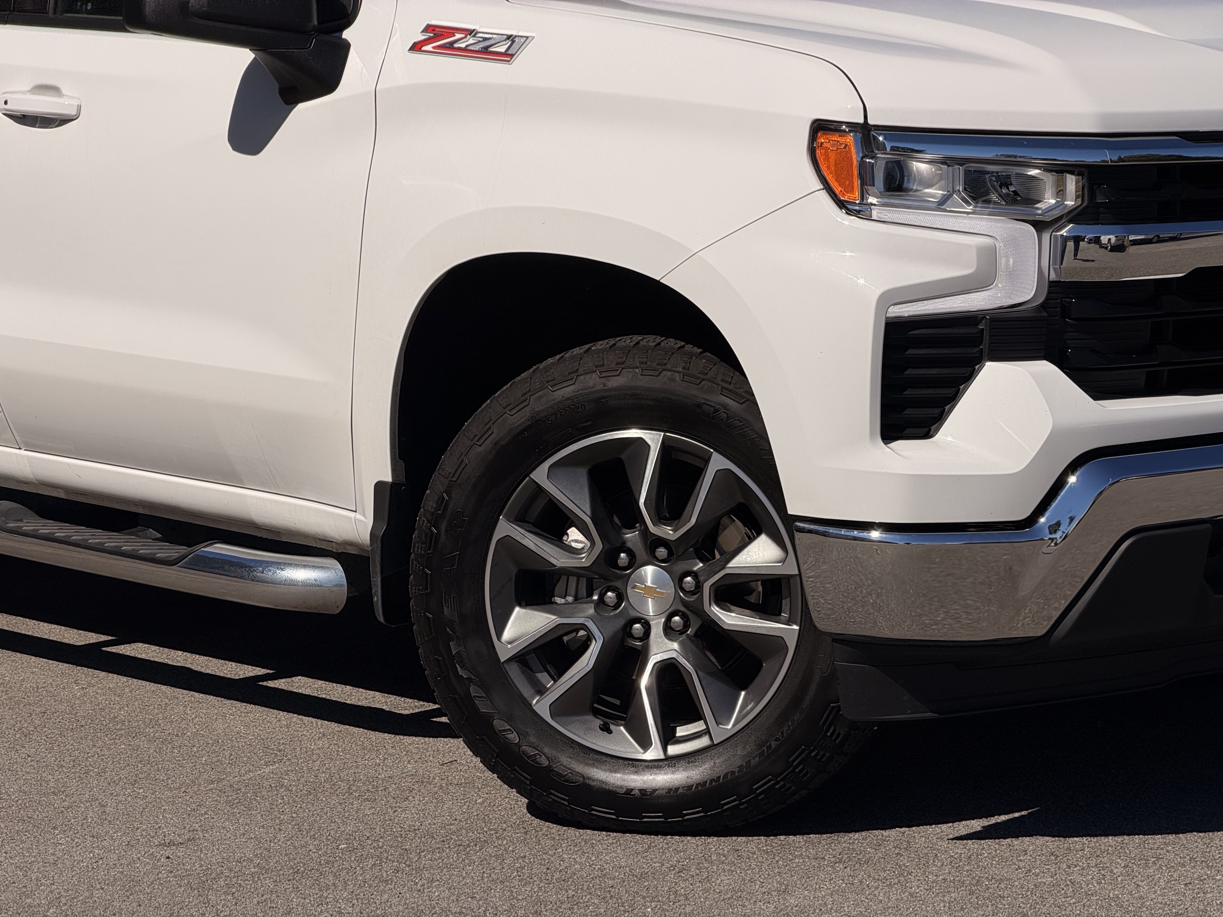 Used 2025 Chevrolet Silverado 1500 LT Pickup