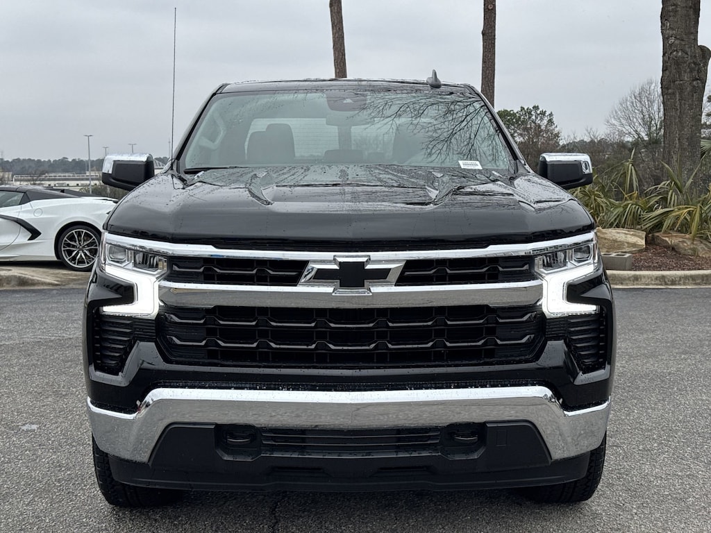Used 2025 Chevrolet Silverado 1500 LT Pickup