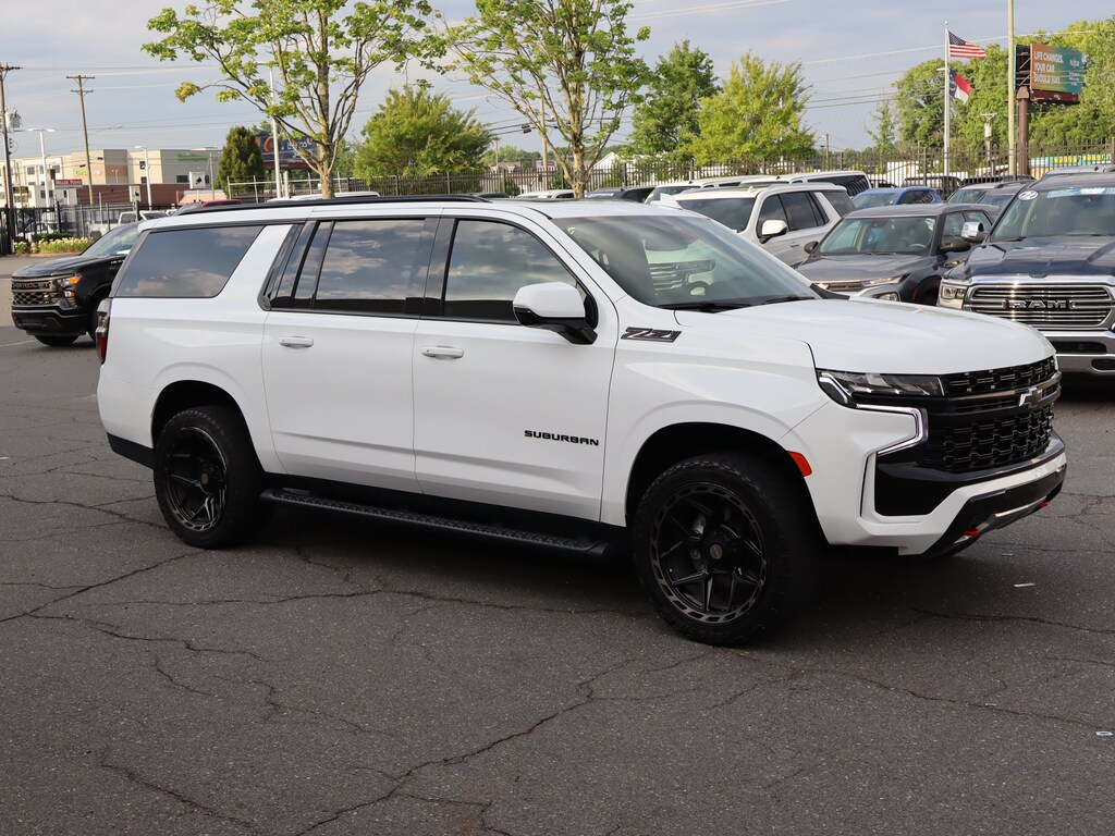 Used 2024 Chevrolet Suburban Z71 SUV