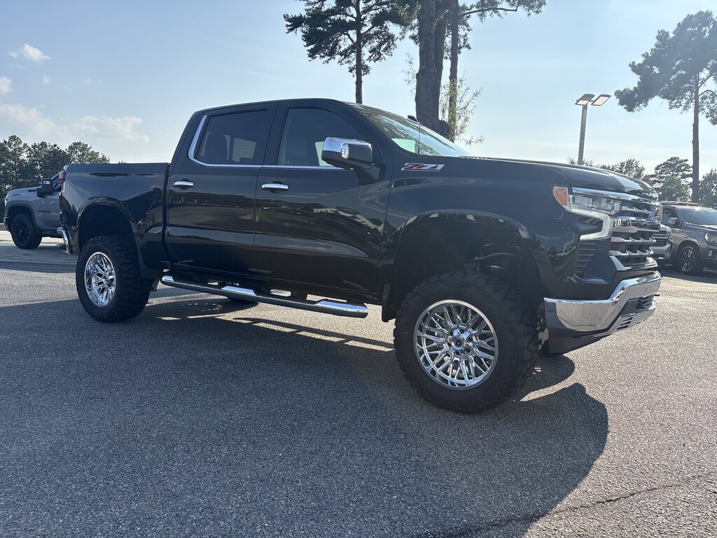 Used 2025 Chevrolet Silverado 1500 LTZ Pickup