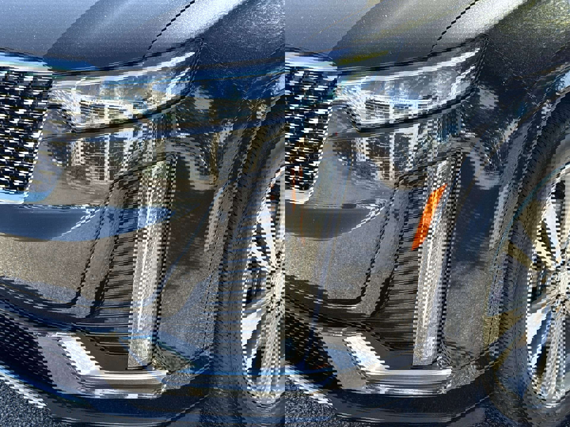 2022 Cadillac XT6 Premium Luxury photo 3