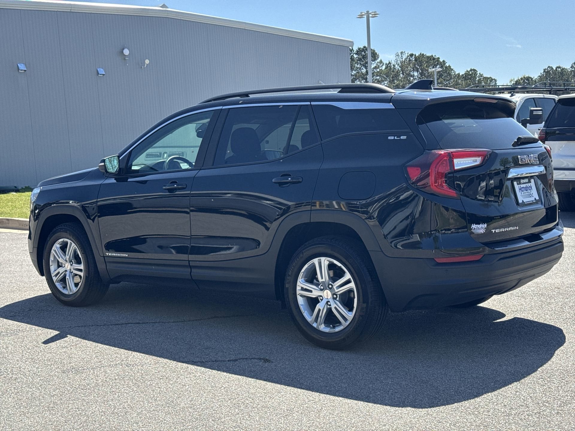 2024 GMC Terrain SLE photo 6