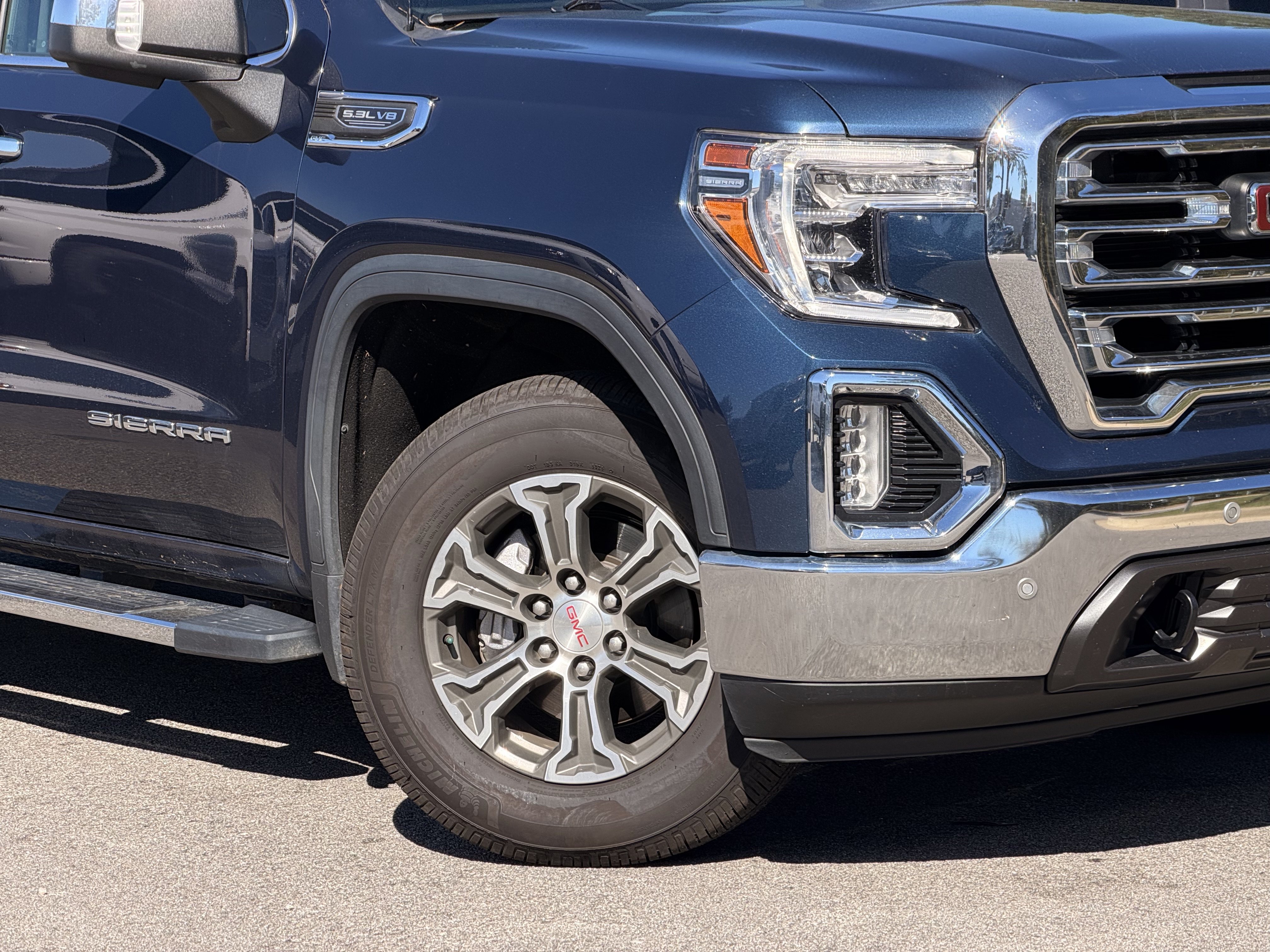 Used 2021 GMC Sierra 1500 SLT Pickup