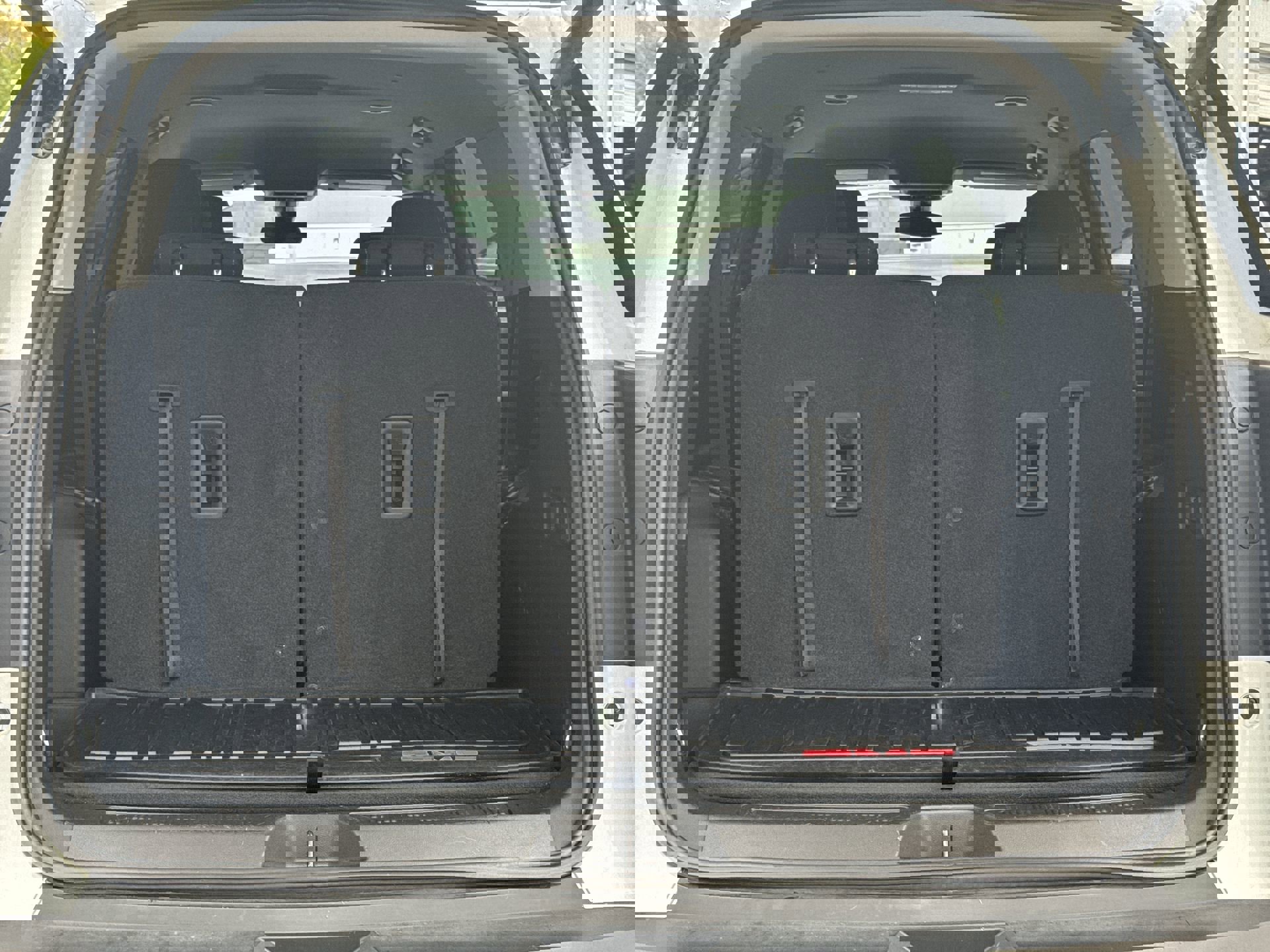 2023 GMC Acadia SLE photo 4