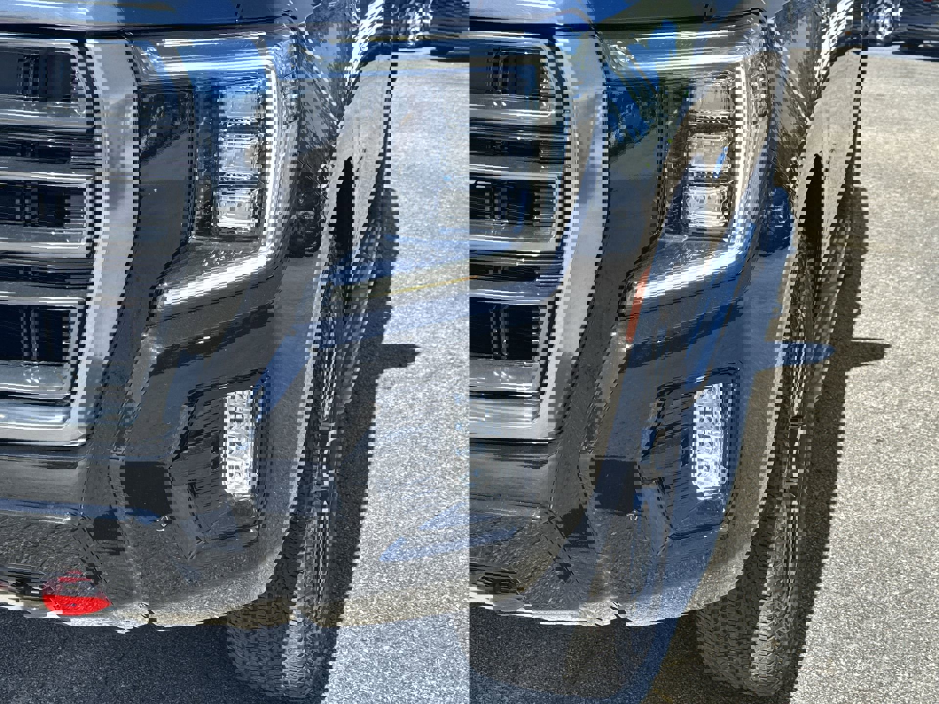 2024 Gmc Yukon AT4 photo 3