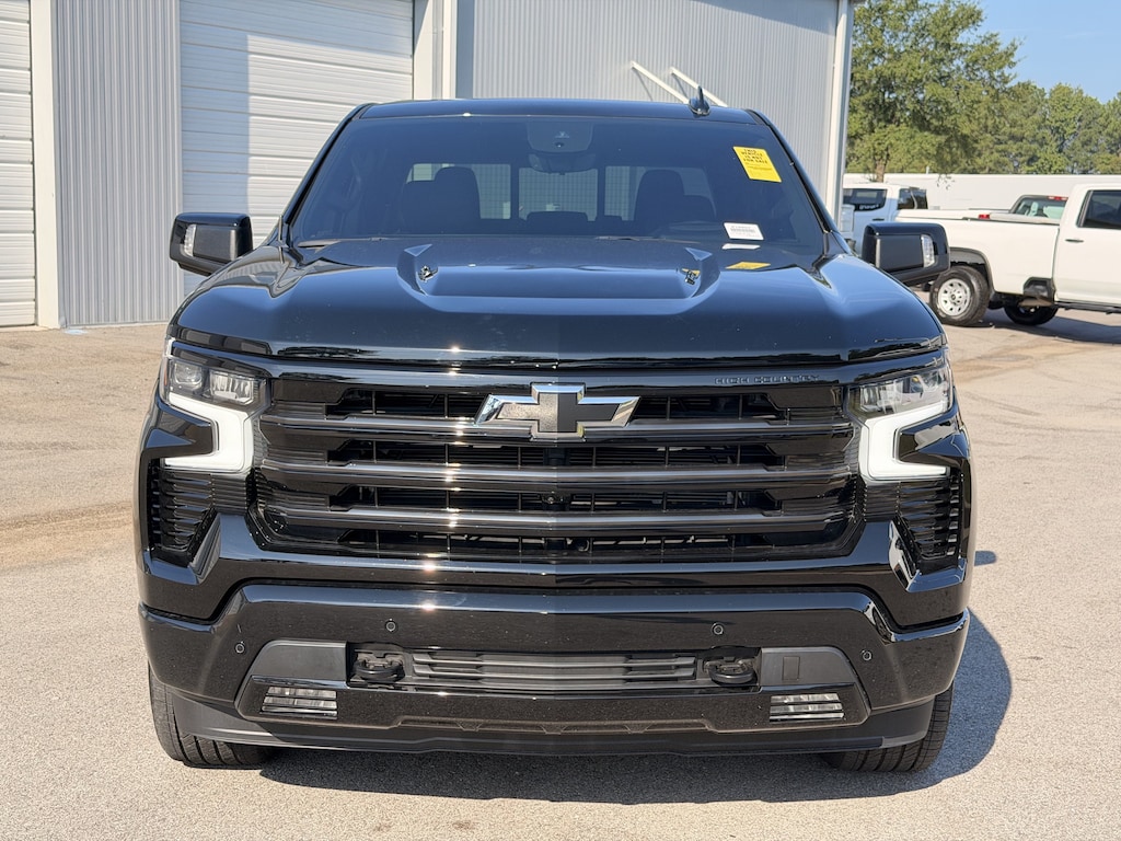 Used 2025 Chevrolet Silverado 1500 High Country Pickup