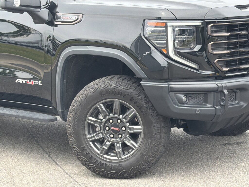 Used 2024 GMC Sierra 1500 AT4X Pickup