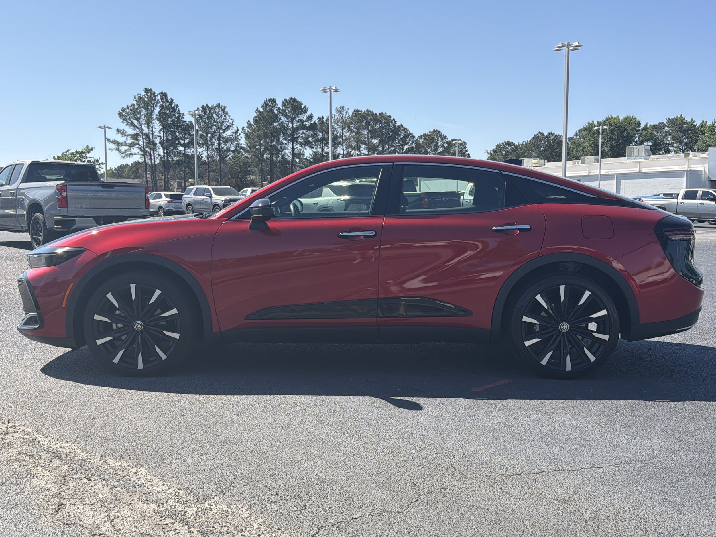 2023 Toyota Crown Platinum photo 3