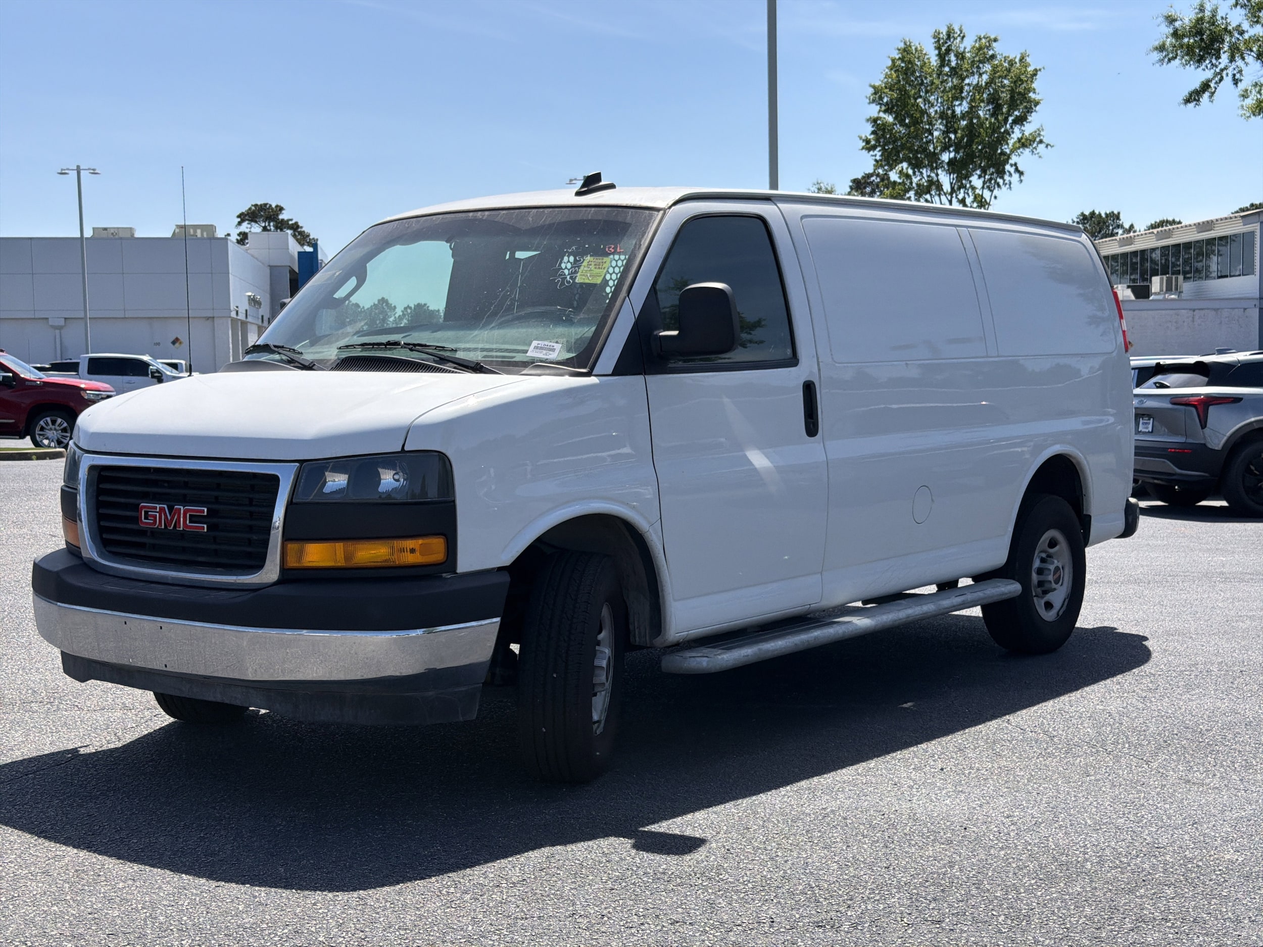 2024 GMC Savana Cargo Van photo 6
