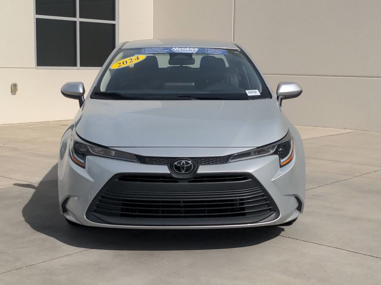 2024 Toyota Corolla LE photo 2
