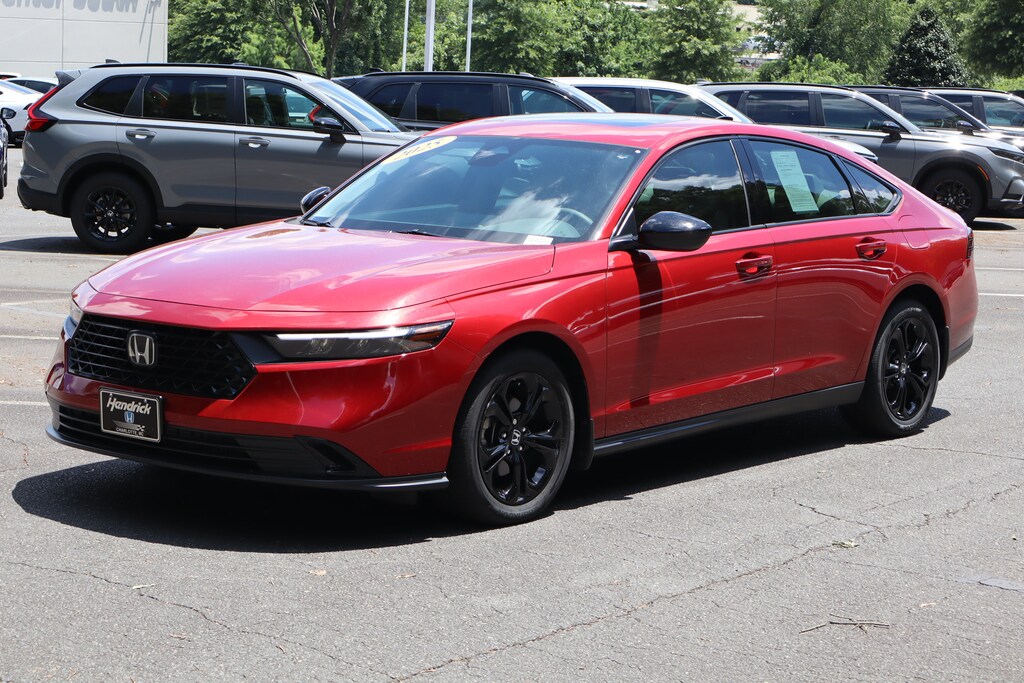 Used 2025 Honda Accord SE Sedan