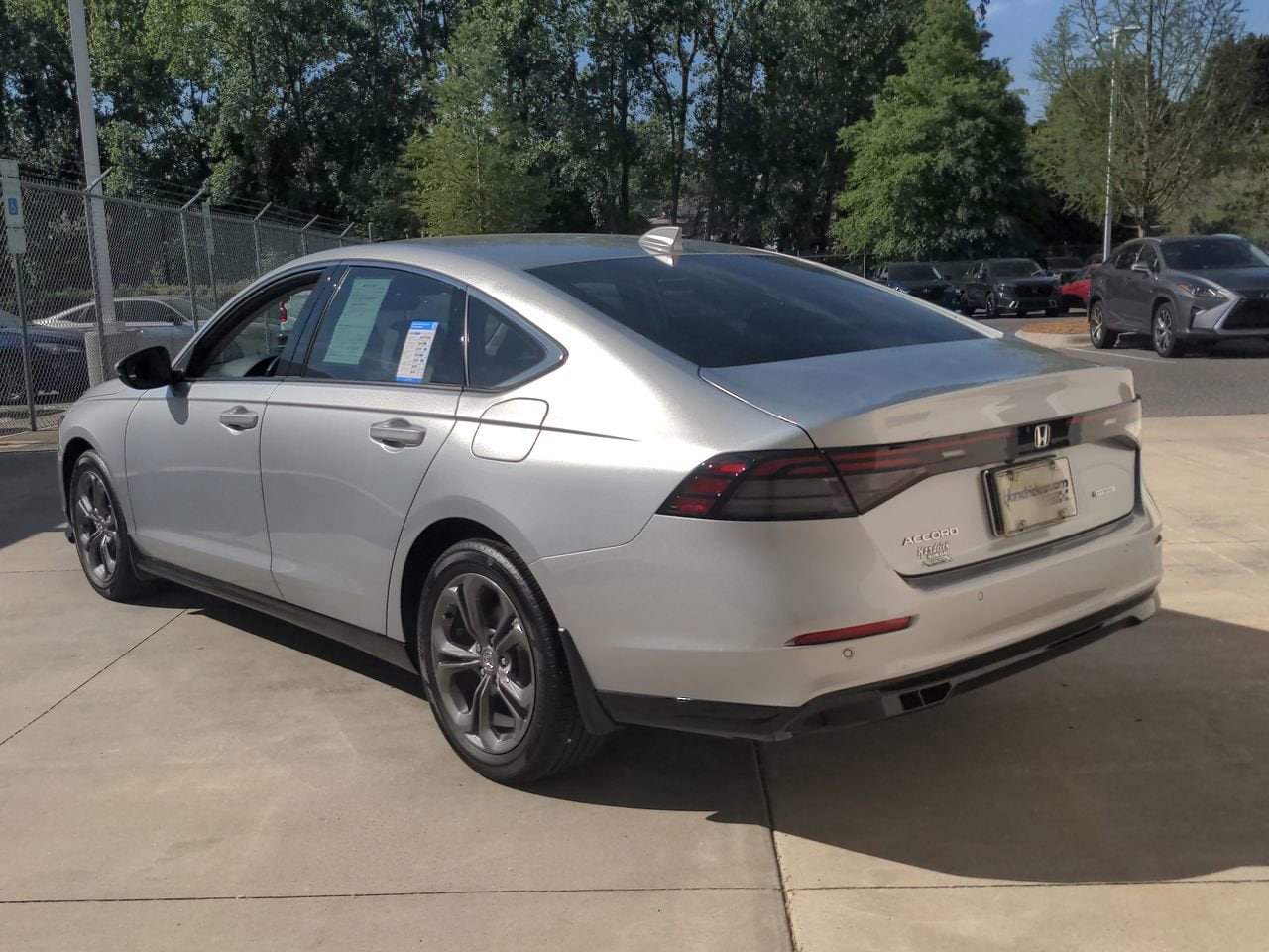 2025 Honda Accord Hybrid EX-L photo 3